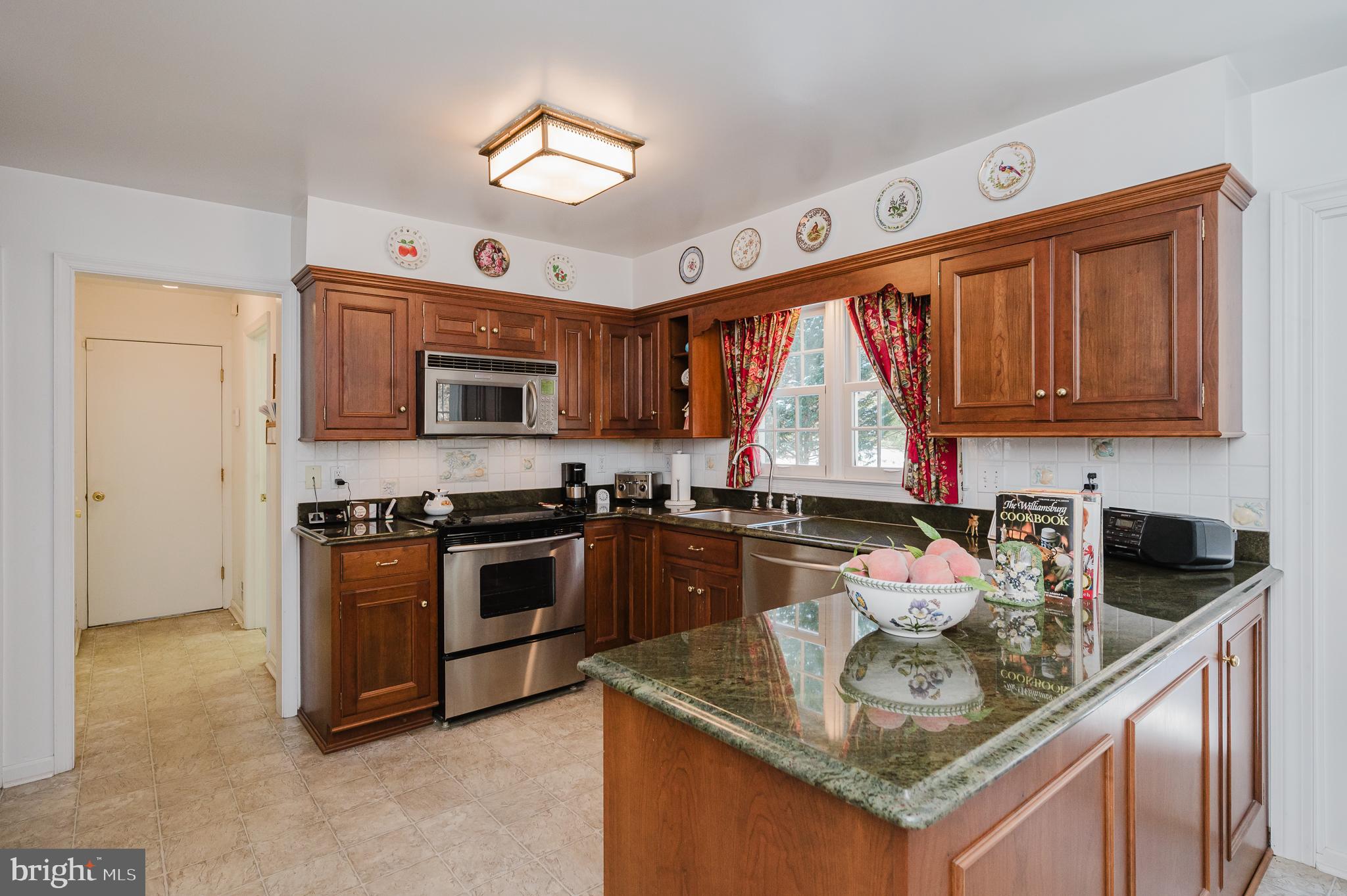 AUTUMN WINDS - Residential