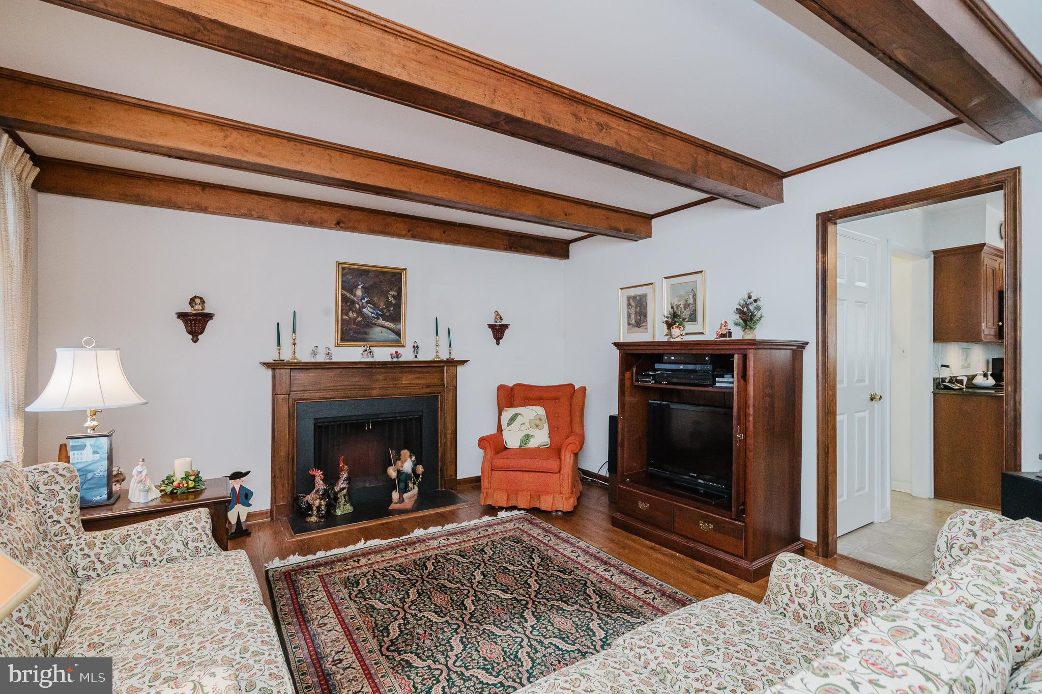 AUTUMN WINDS - Residential