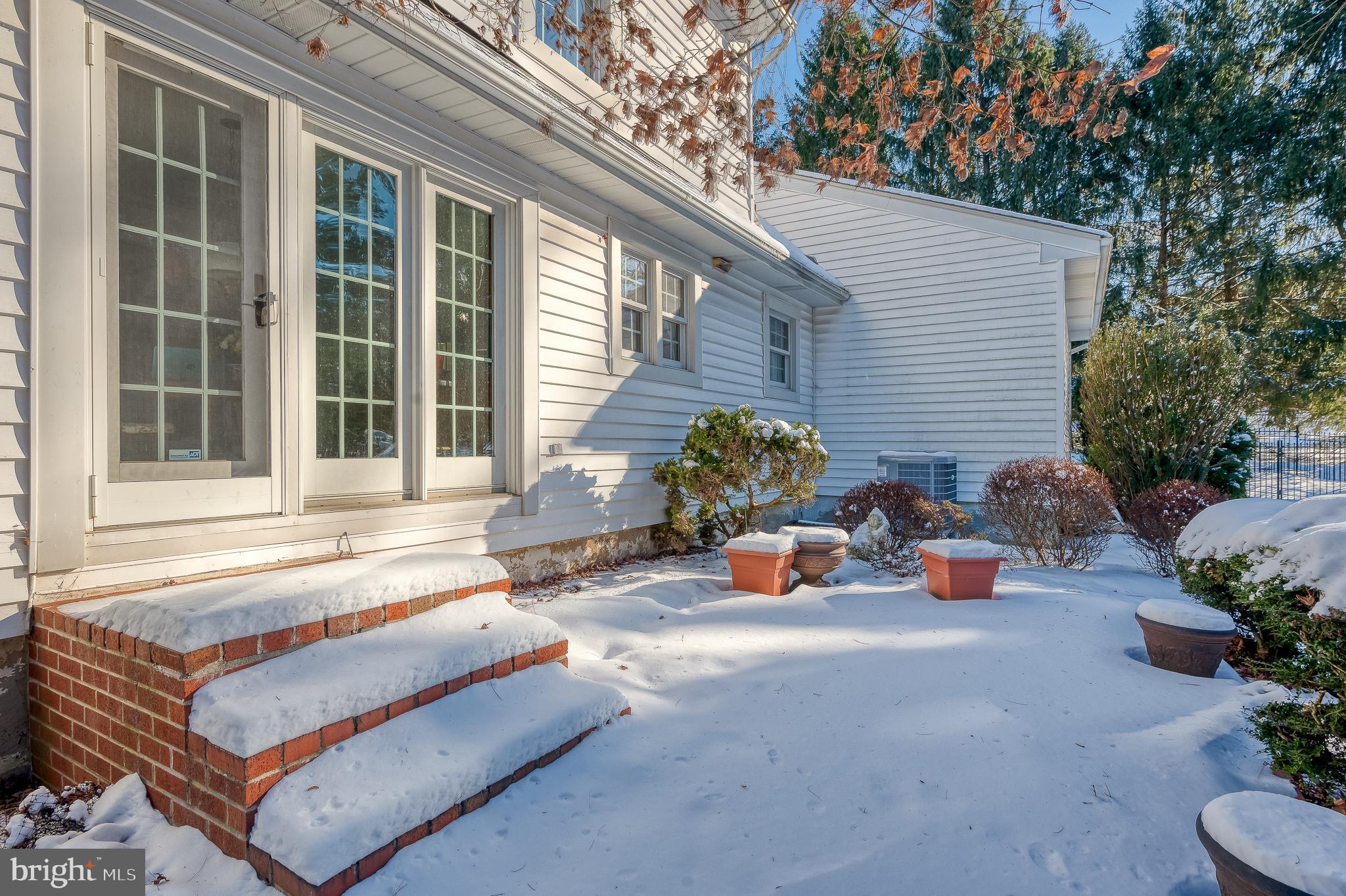 AUTUMN WINDS - Residential