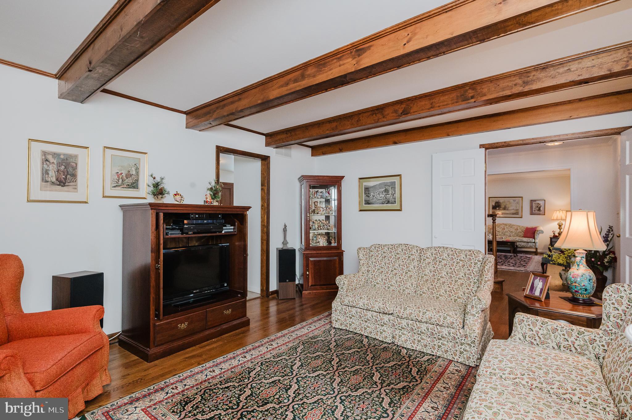 AUTUMN WINDS - Residential