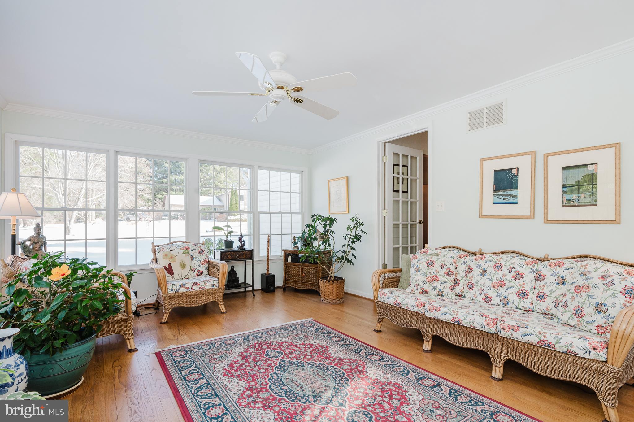 AUTUMN WINDS - Residential