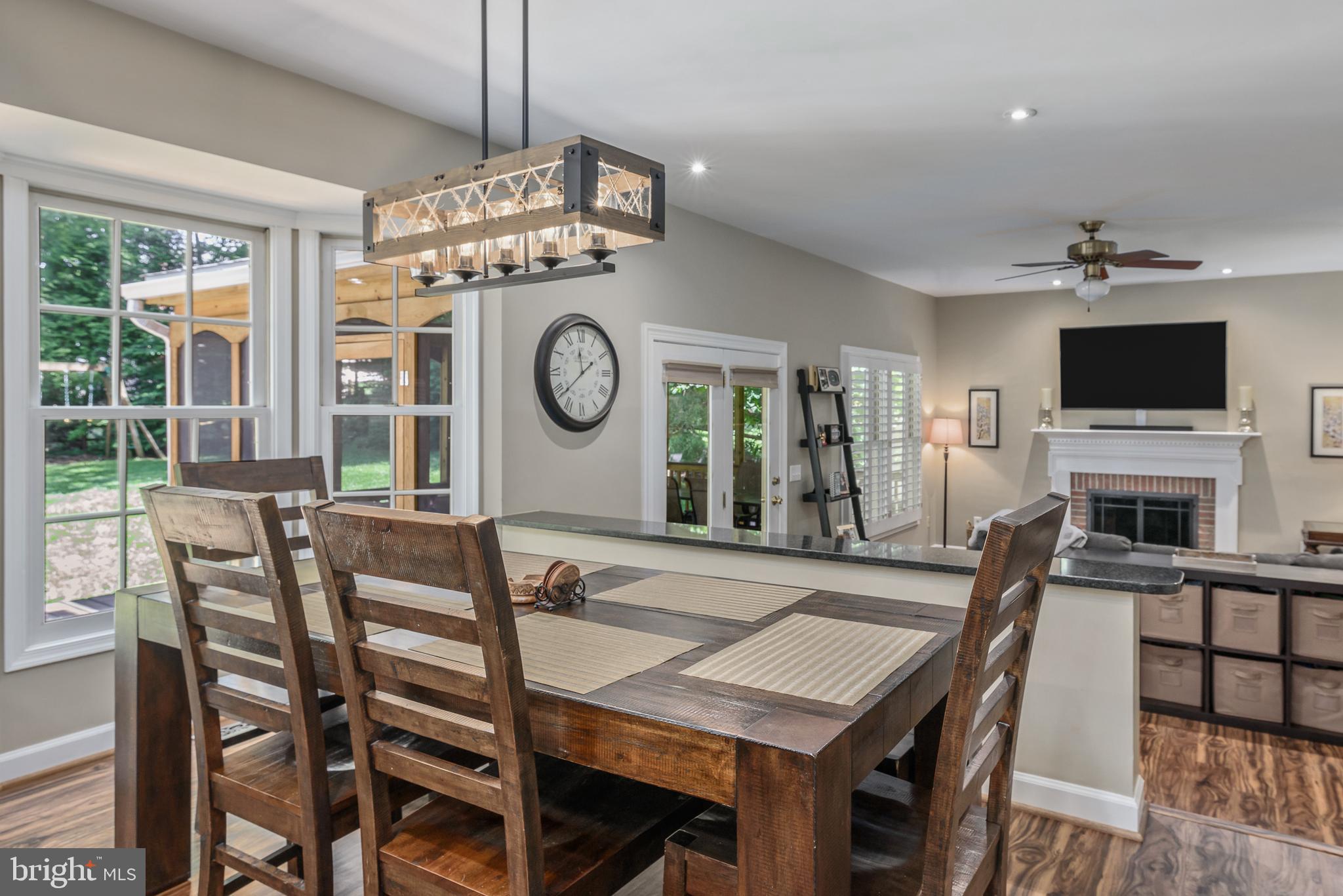 POTOMAC LAKES - Residential