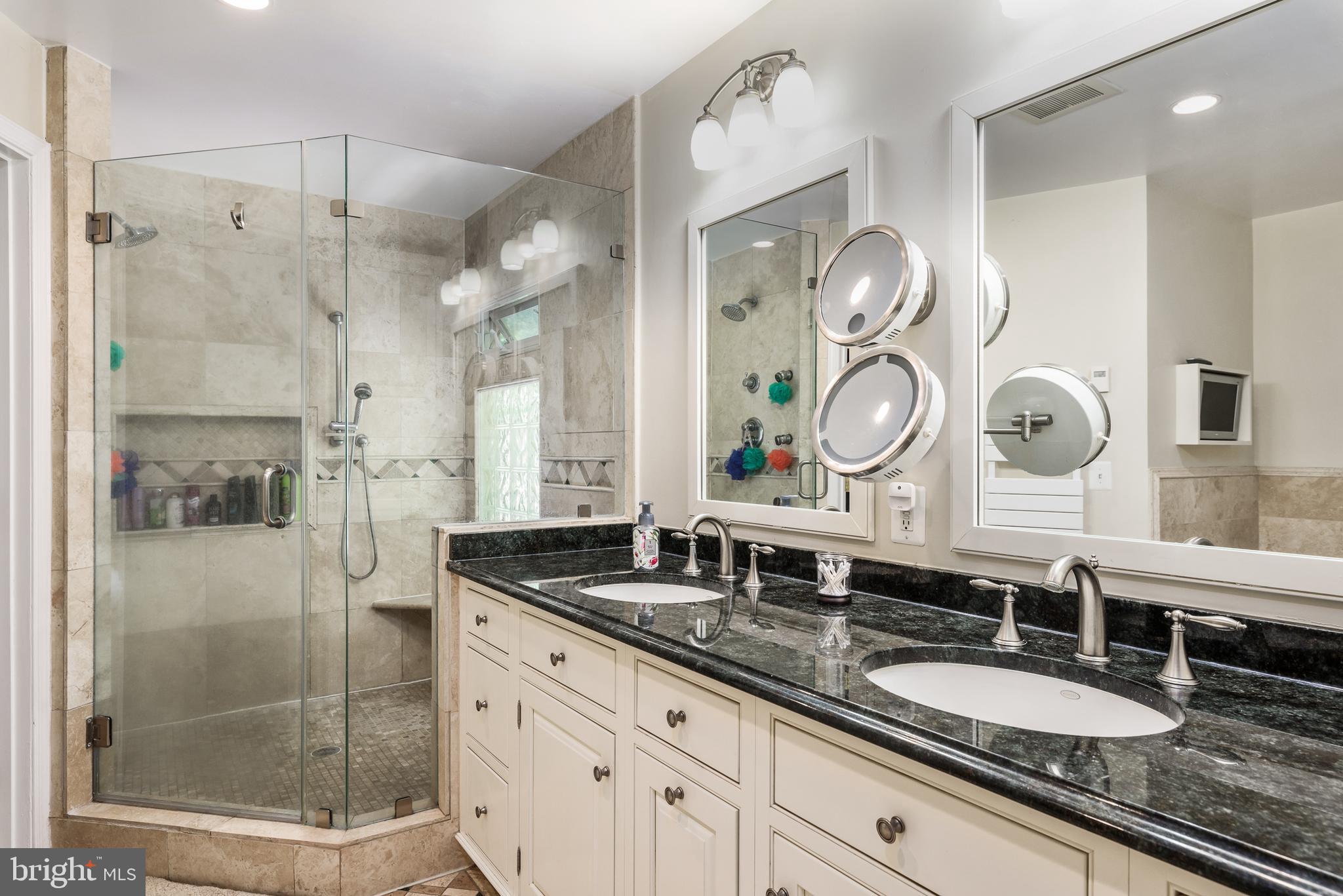 POTOMAC LAKES - Residential