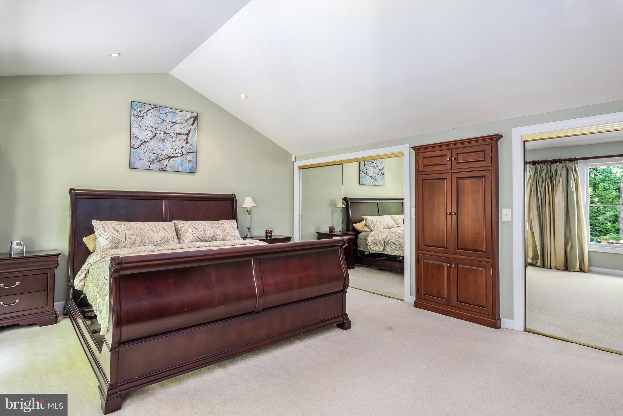 POTOMAC LAKES - Residential