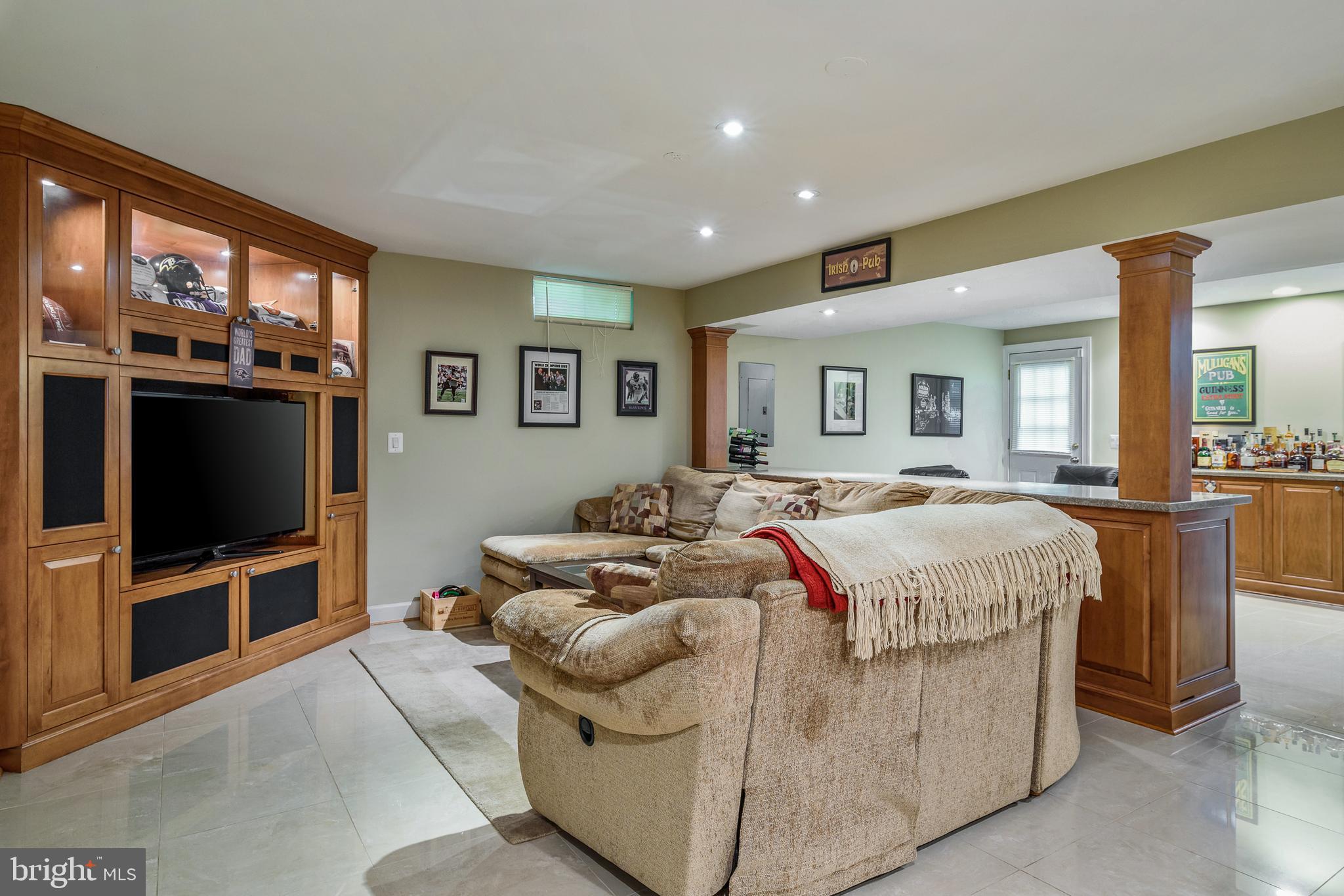 POTOMAC LAKES - Residential