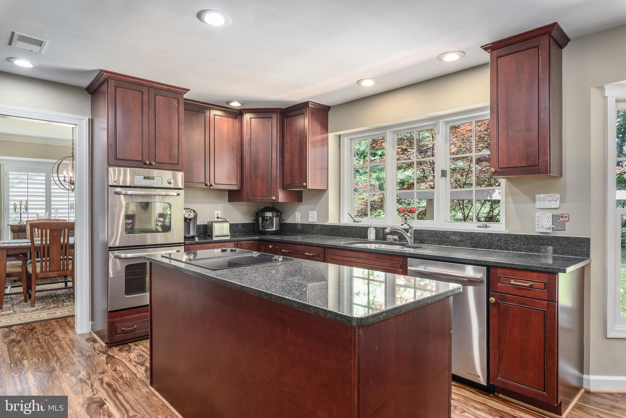 POTOMAC LAKES - Residential