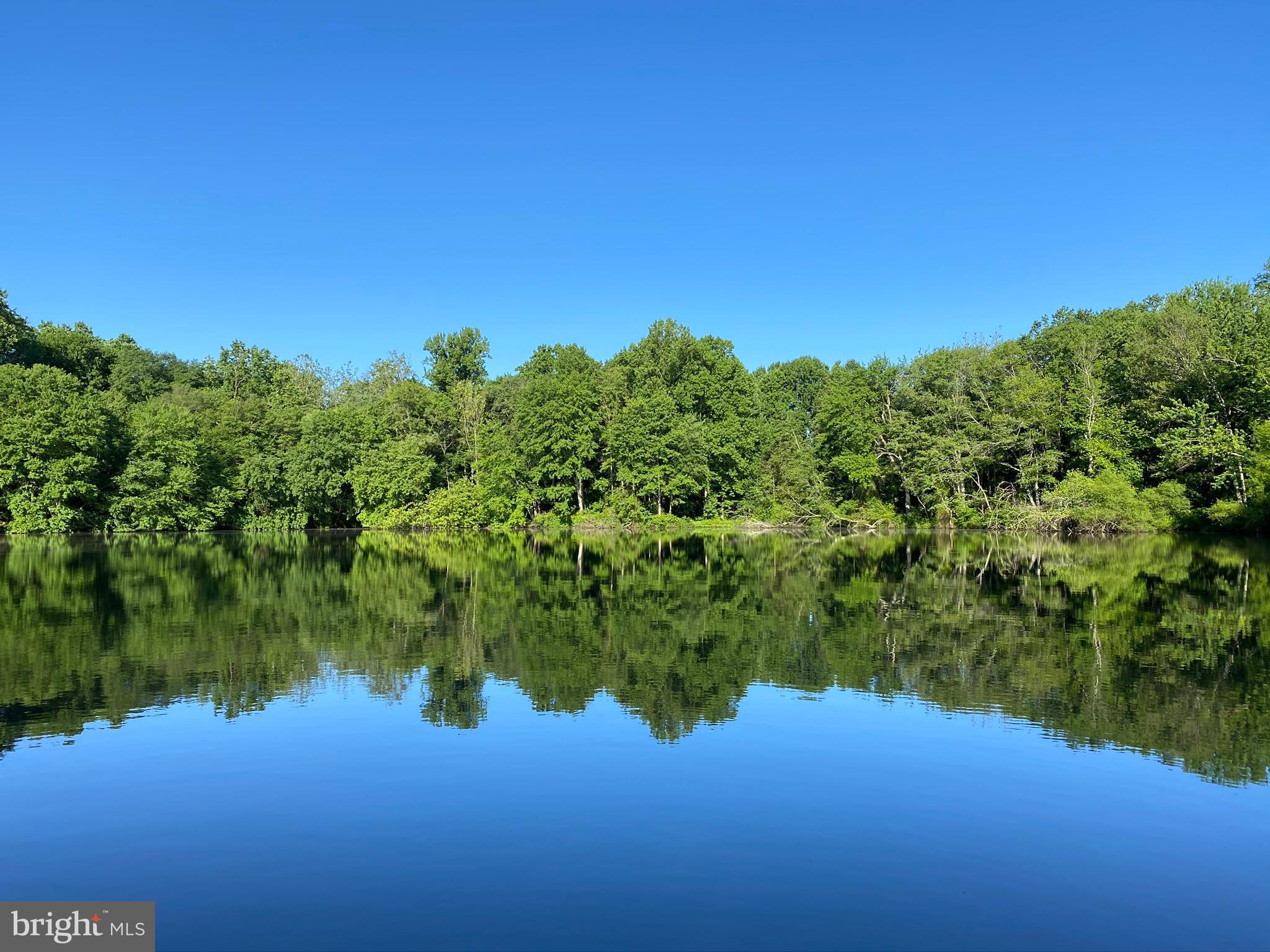 SPRING LAKE - Residential Lease