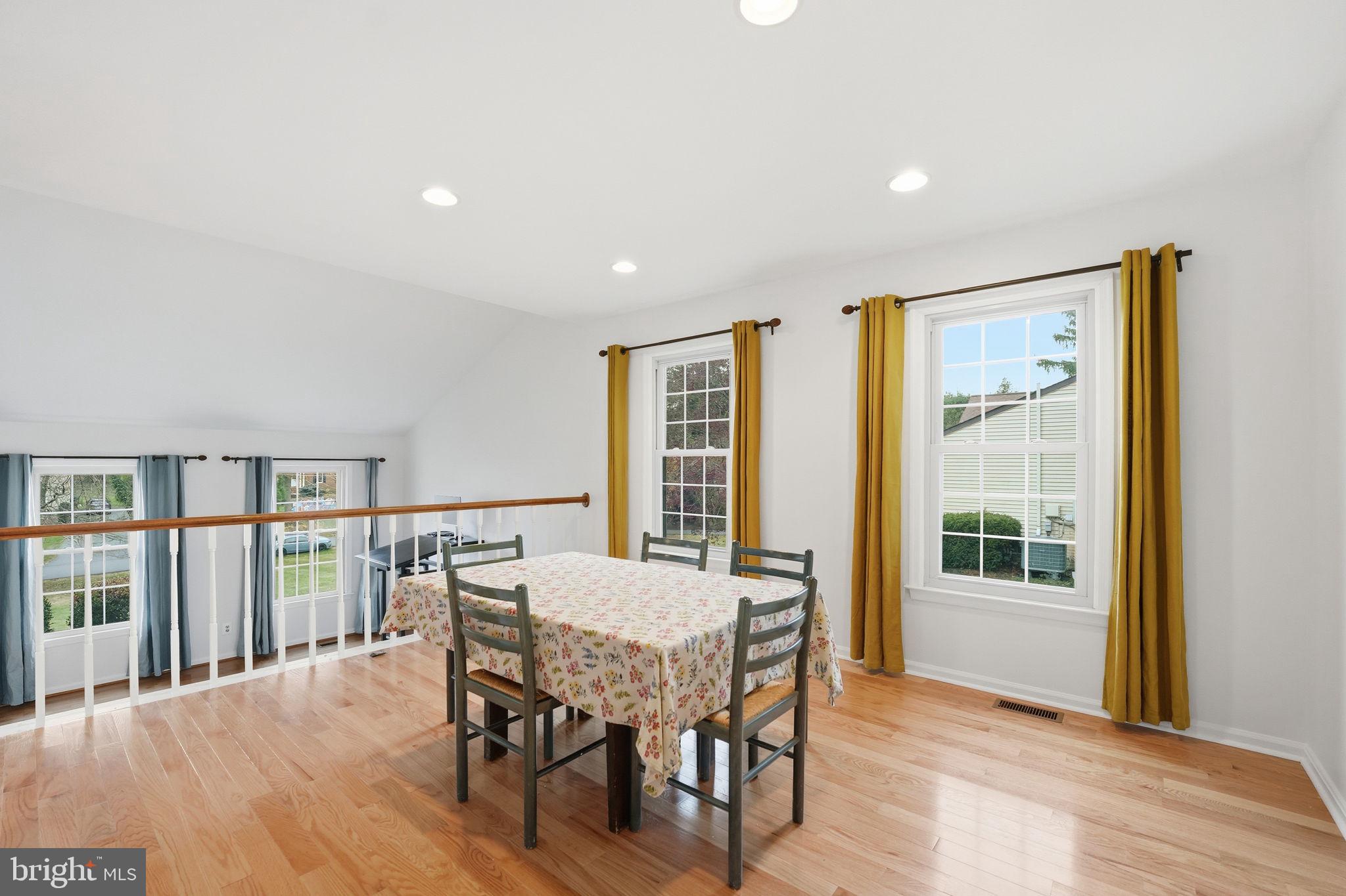 SPRING LAKE - Residential Lease