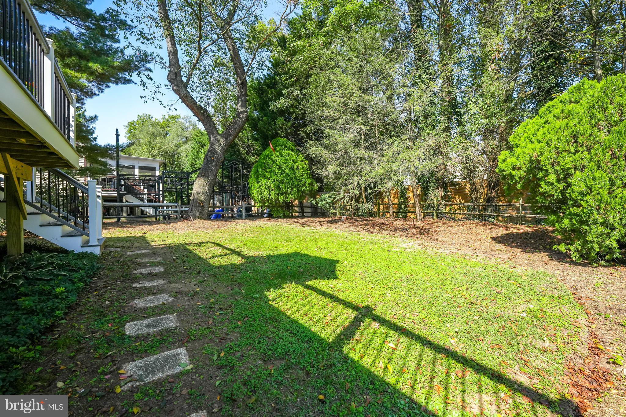 SPRING LAKE - Residential Lease