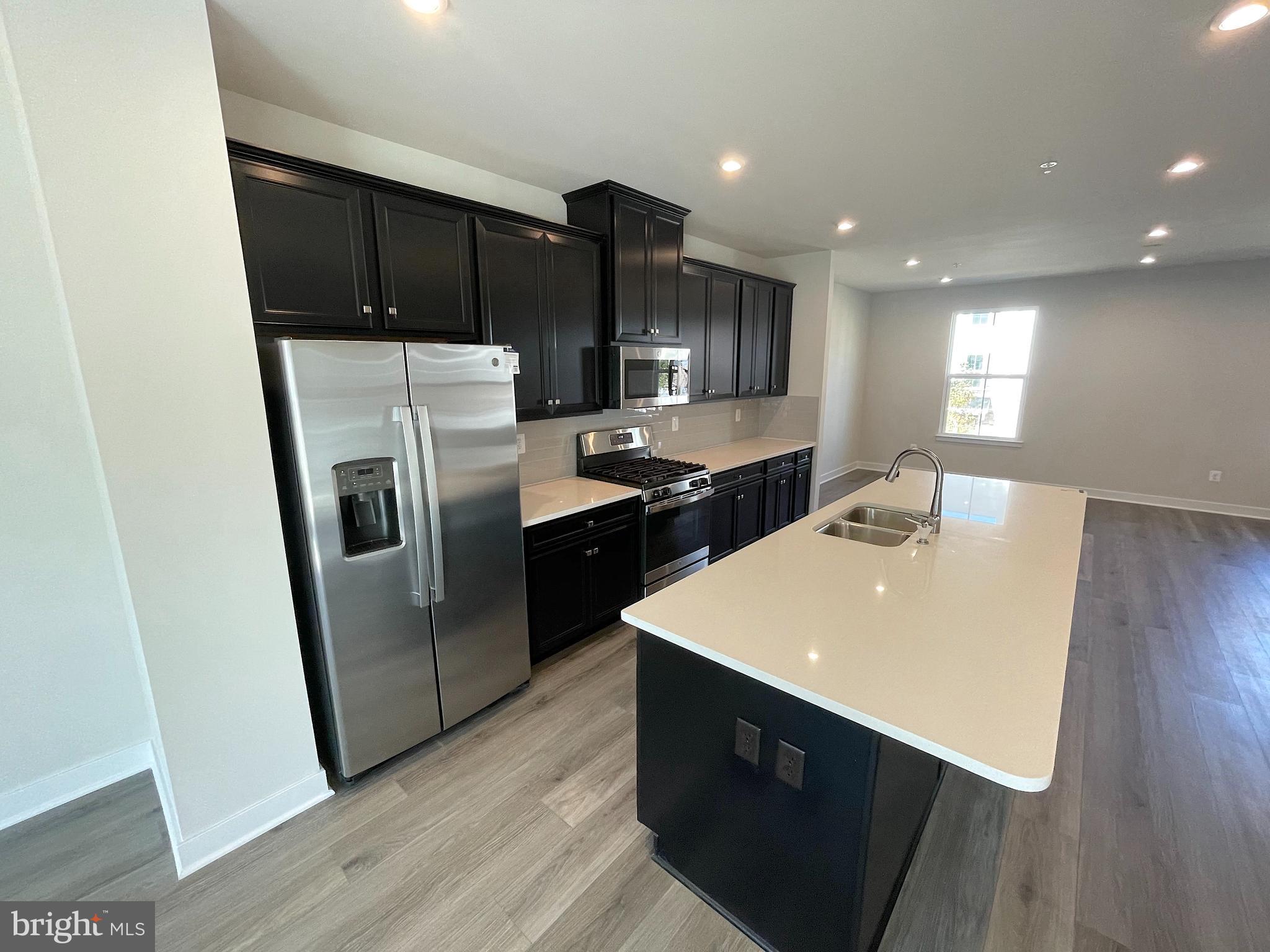 WELLINGTON - Residential Lease