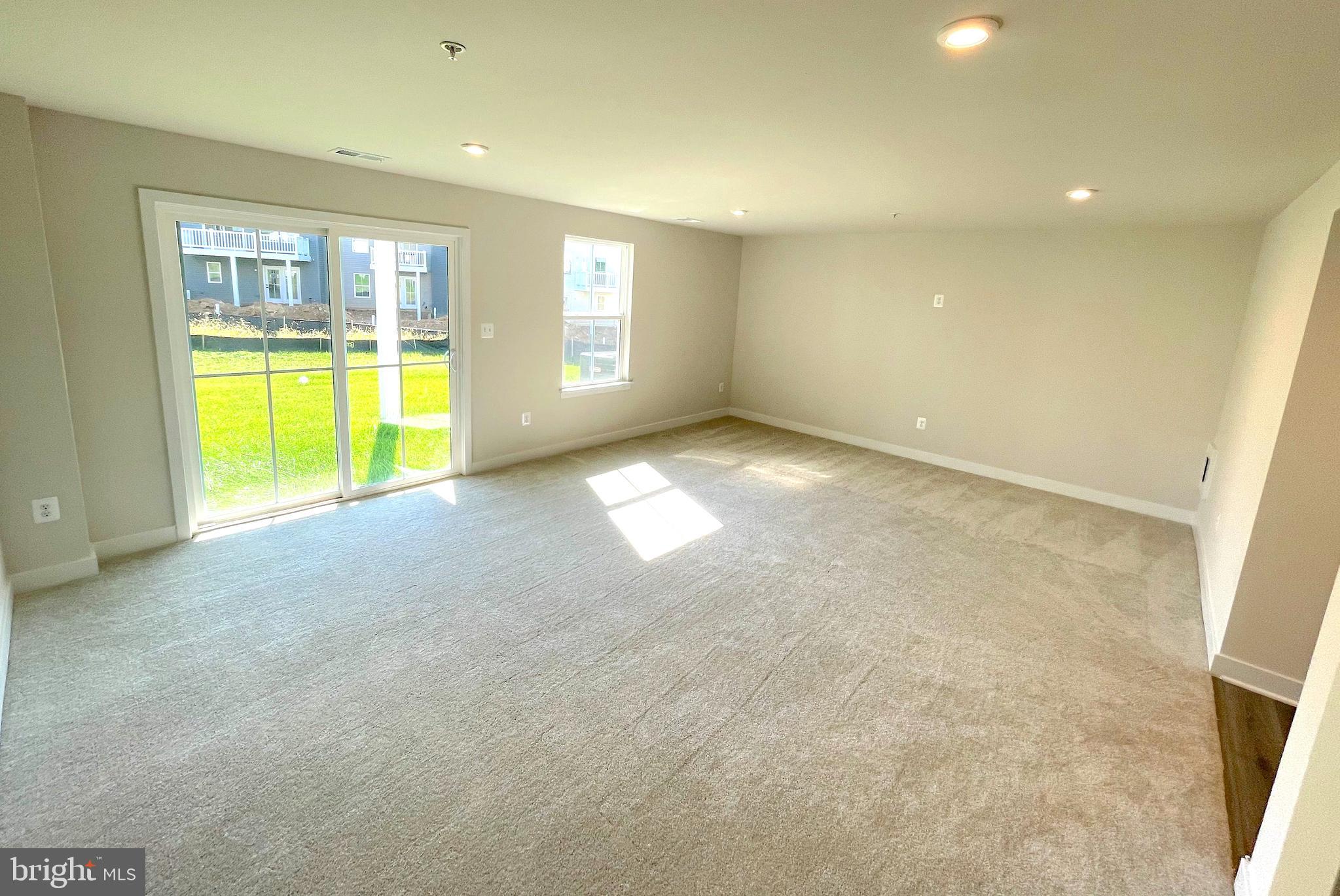 WELLINGTON - Residential Lease