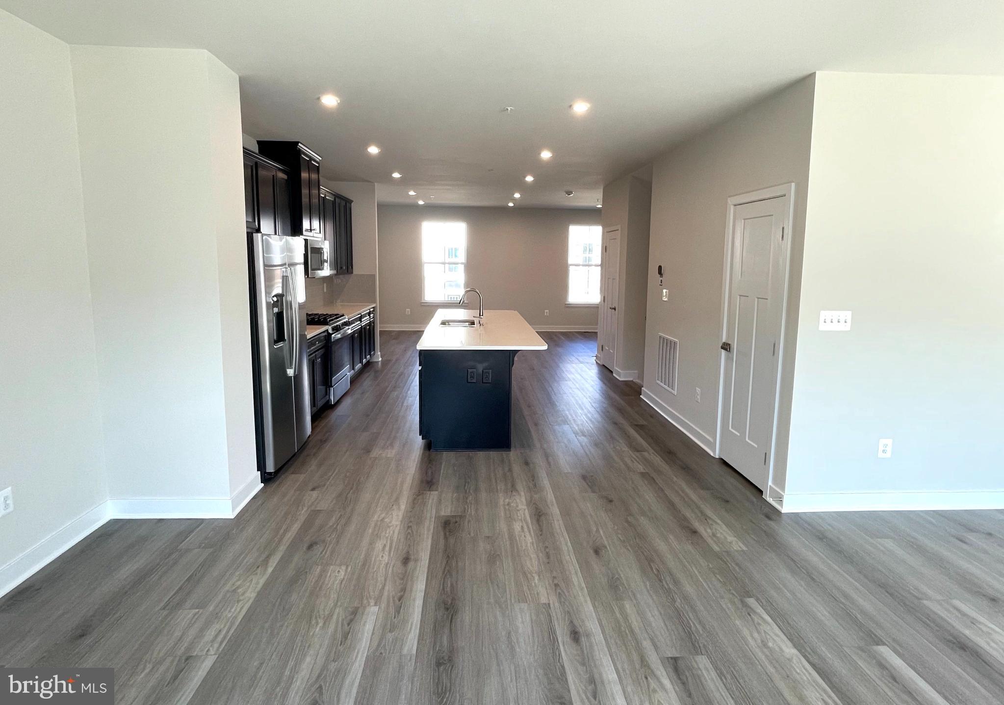 WELLINGTON - Residential Lease