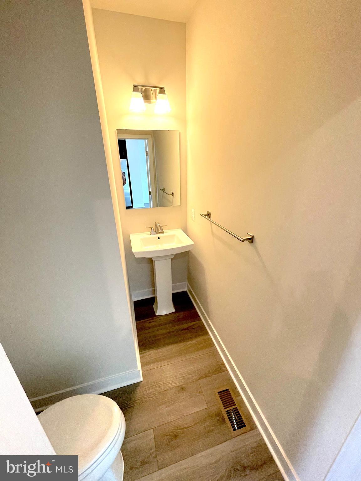 WELLINGTON - Residential Lease