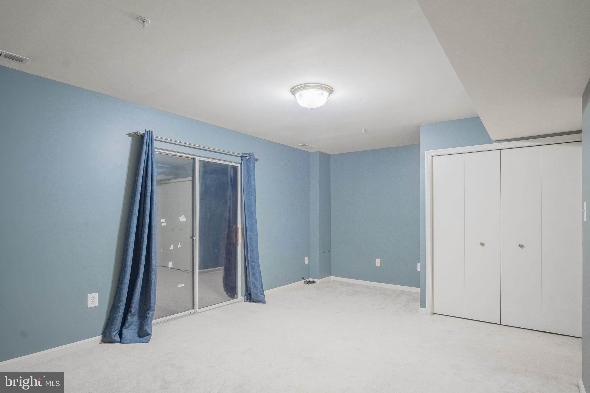 MILL CROSSING - Residential Lease