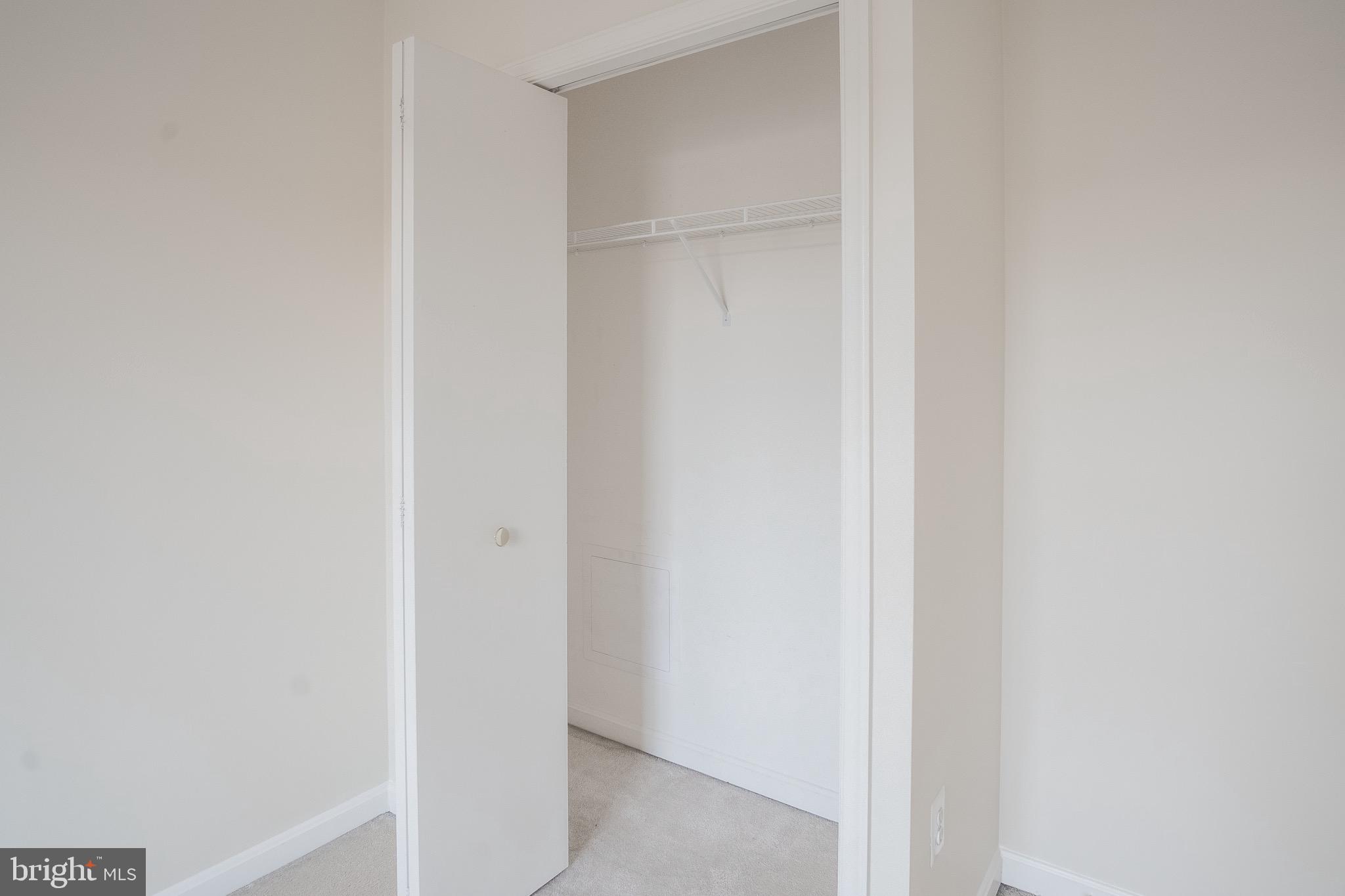 MILL CROSSING - Residential Lease