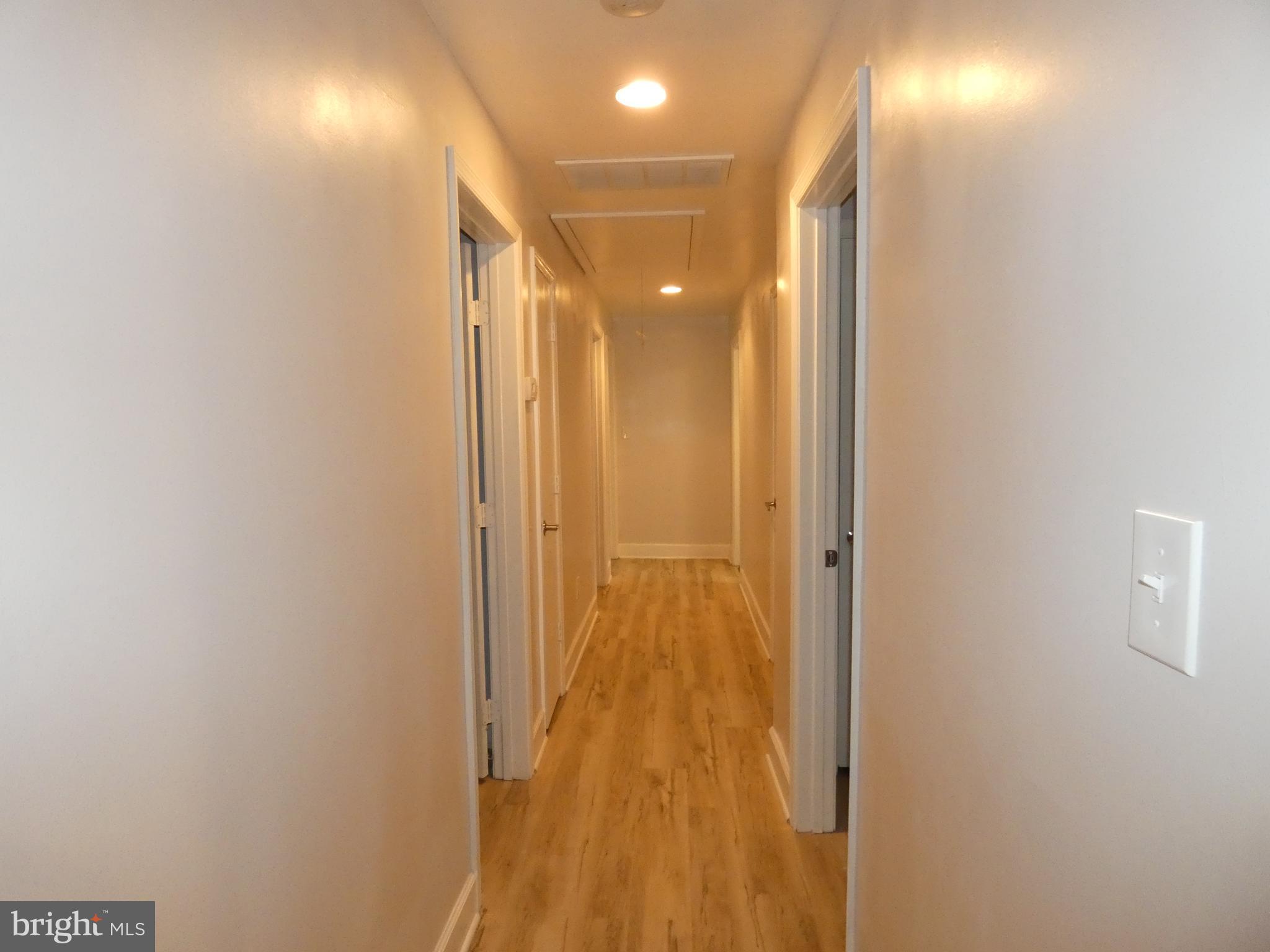 VALLEY VIEW - Residential Lease