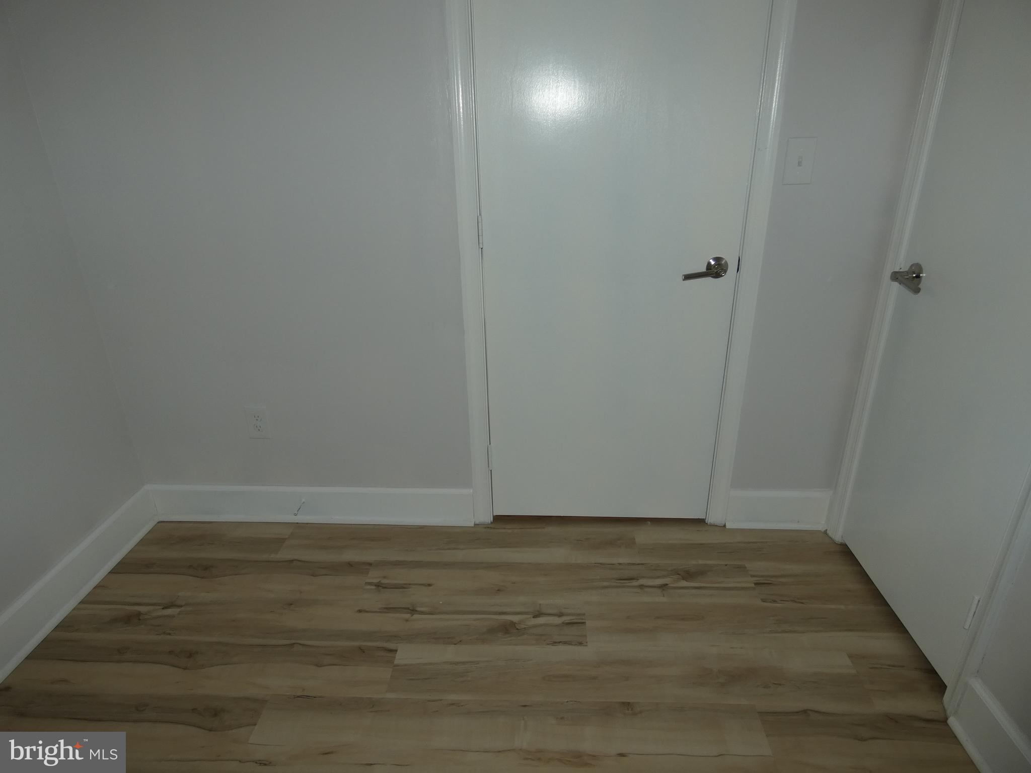 VALLEY VIEW - Residential Lease