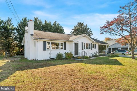 Photo of 110 N Meadow Drive, TOWNSEND, DE 19734 (MLS # DENC2092502)