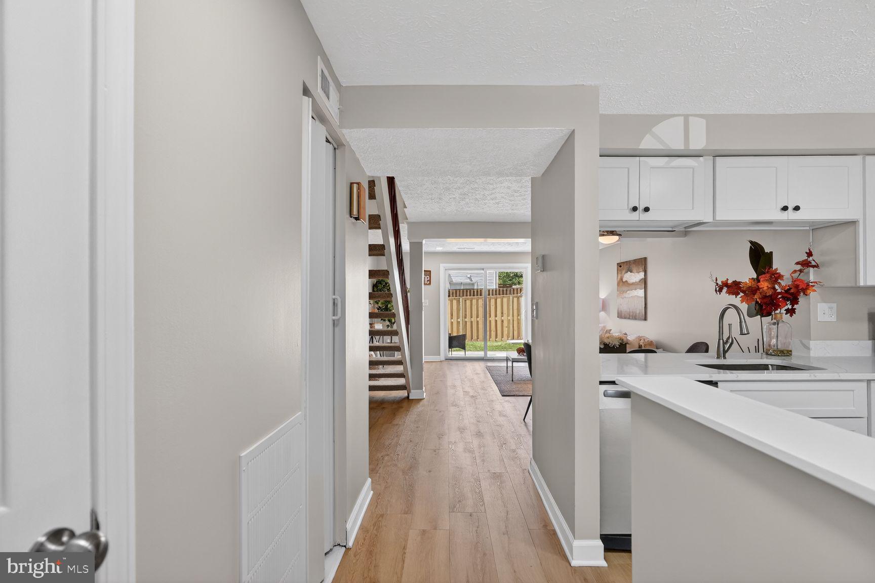 GUNNERS LAKE VILLAGE - Residential