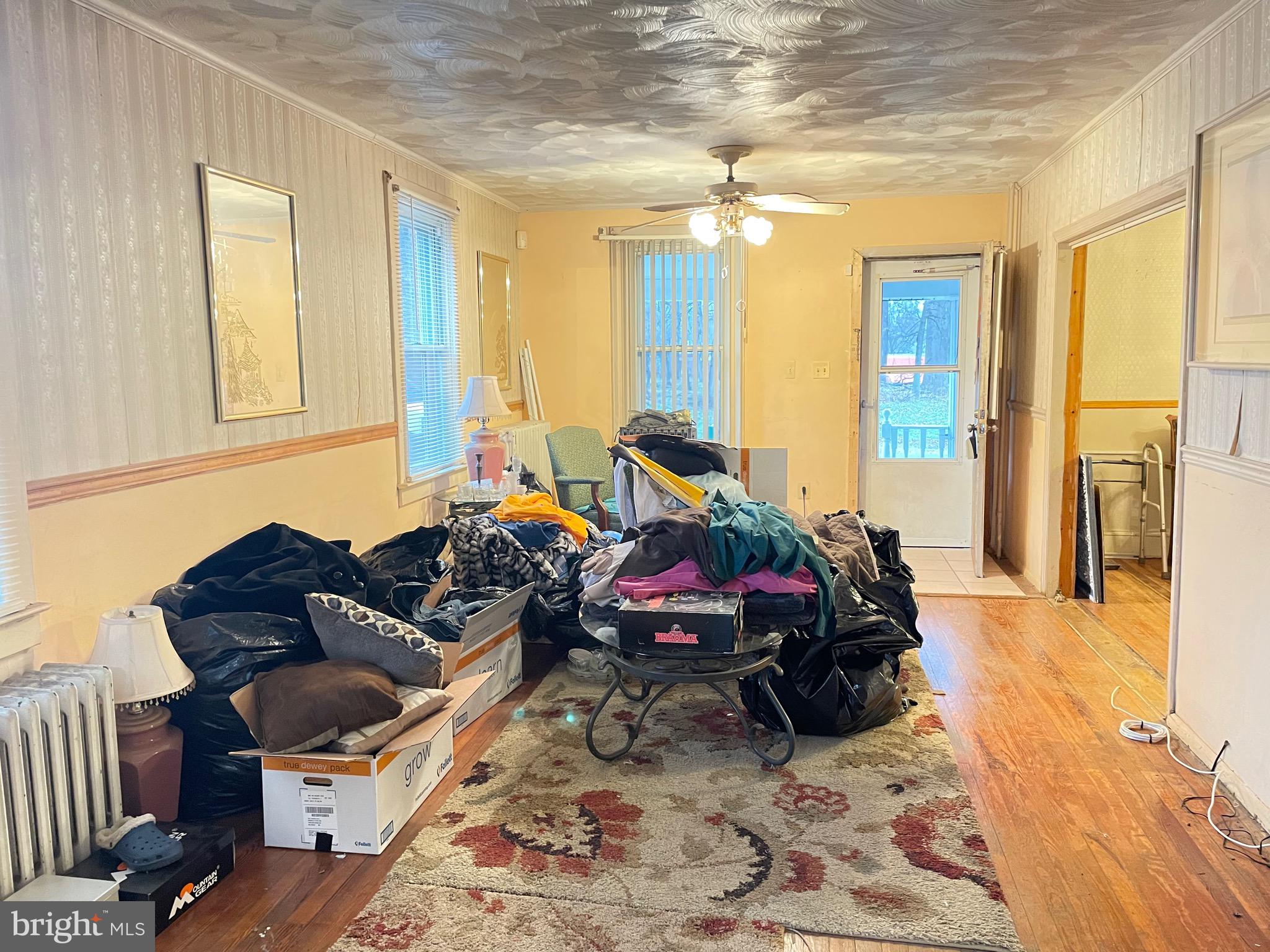 WINDSOR  MILL - Residential