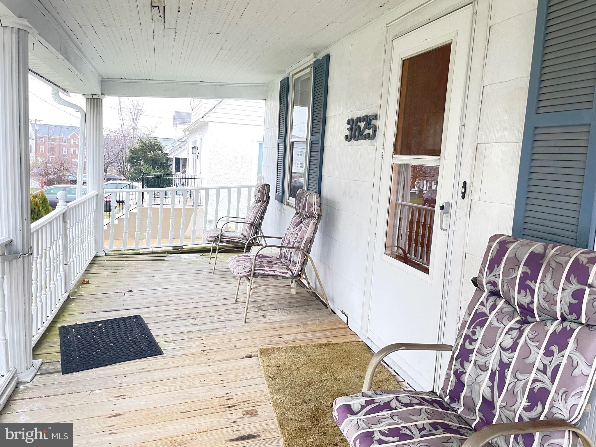 WINDSOR  MILL - Residential