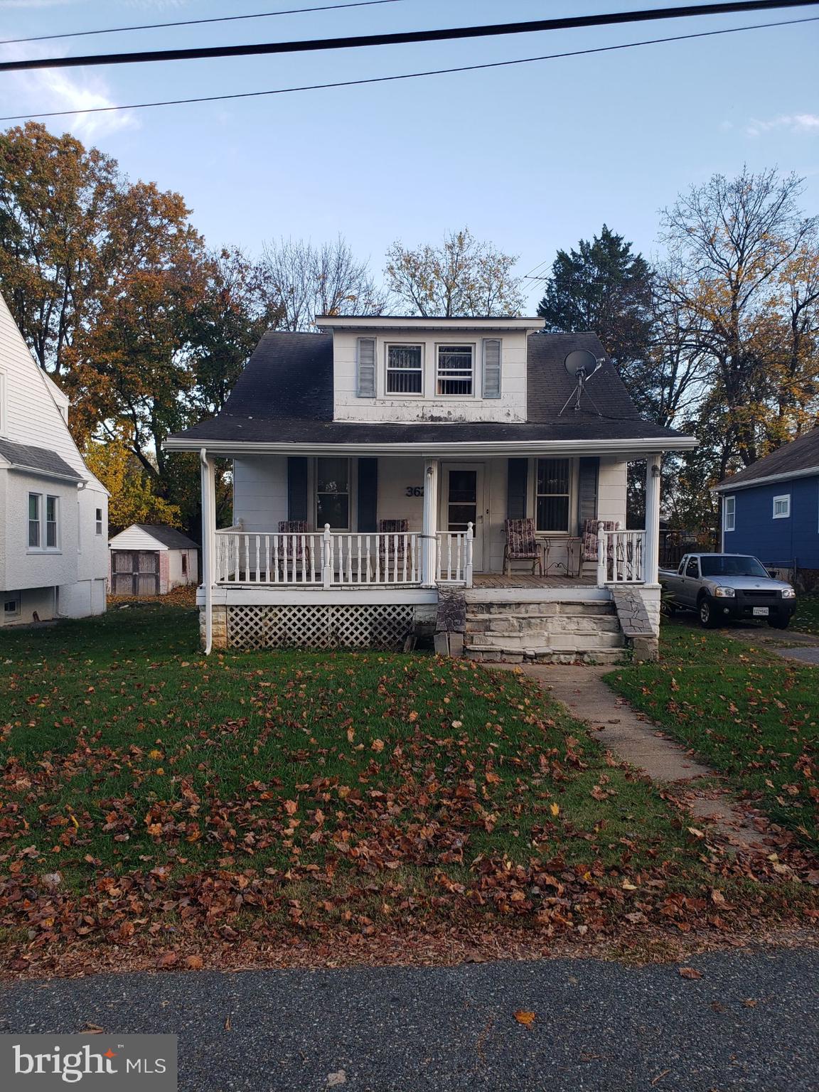 WINDSOR  MILL - Residential