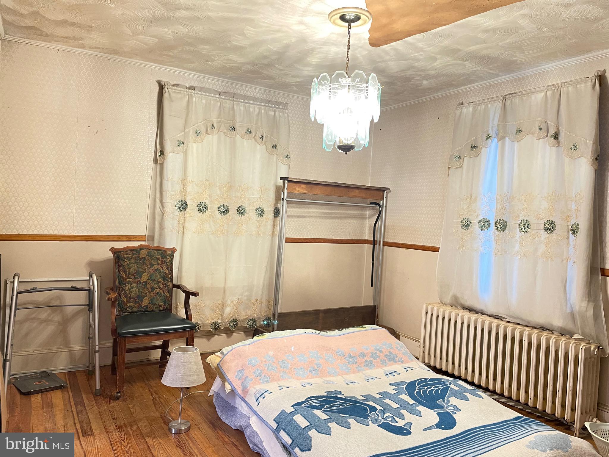 WINDSOR  MILL - Residential