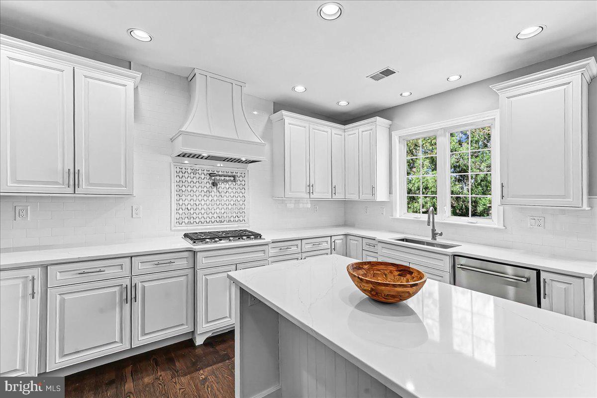 KIRKWOOD GLEN - Residential