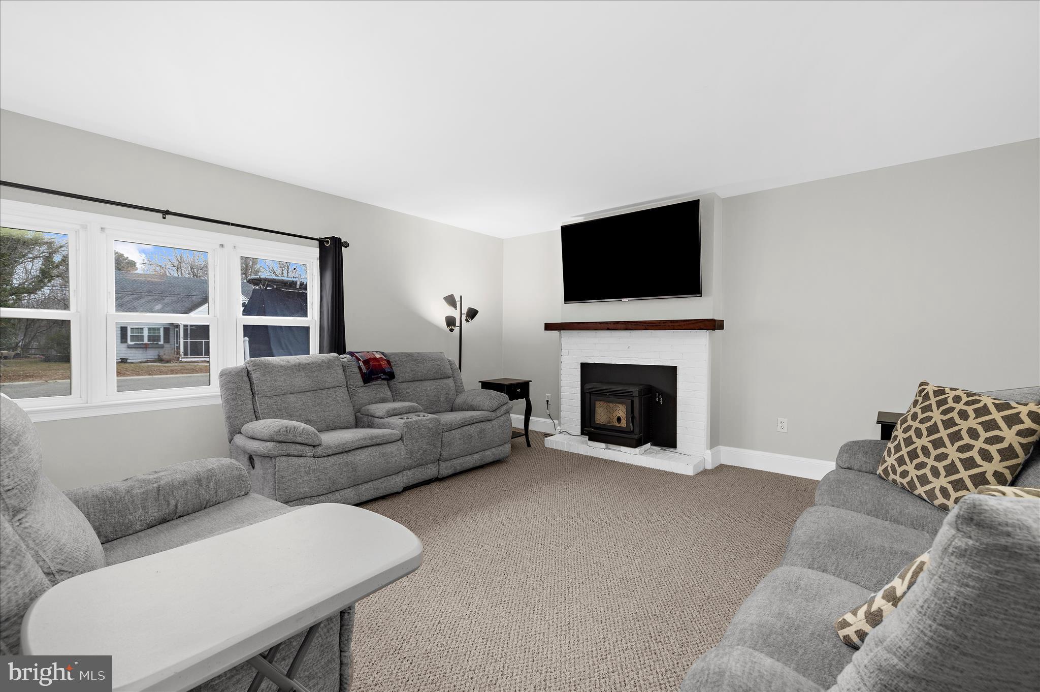 CENTREVILLE HEIGHTS - Residential