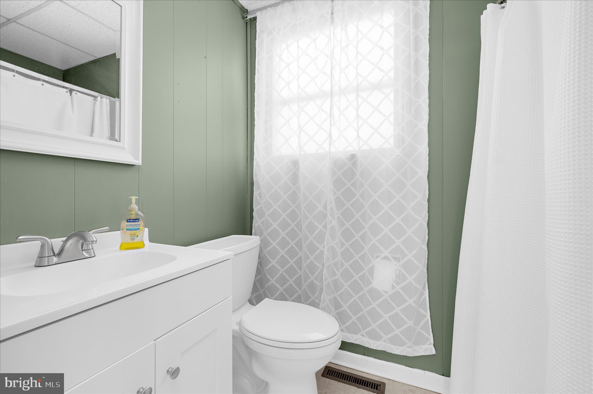 CENTREVILLE HEIGHTS - Residential