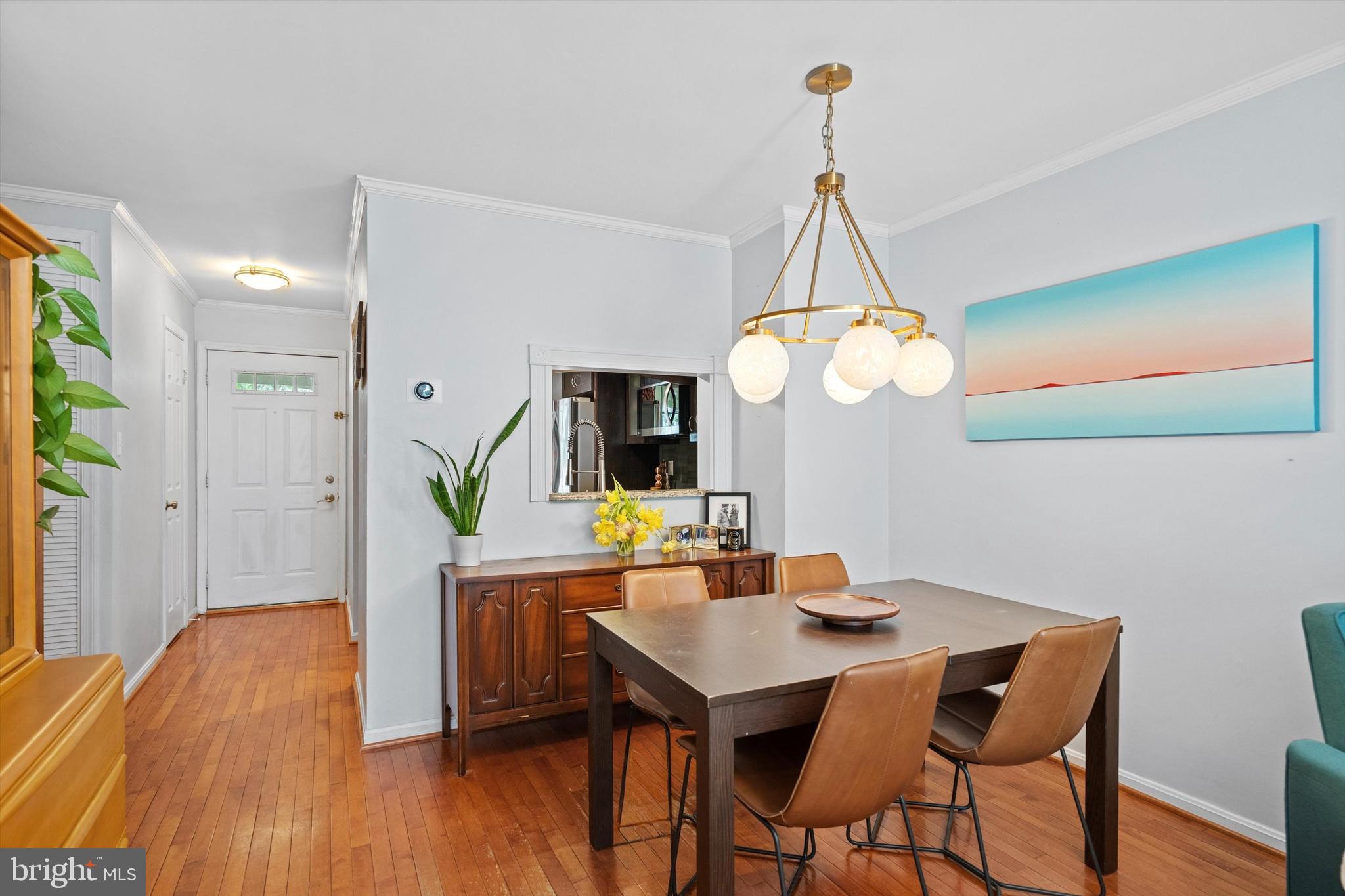 SOUTH KINGS STATION - Residential