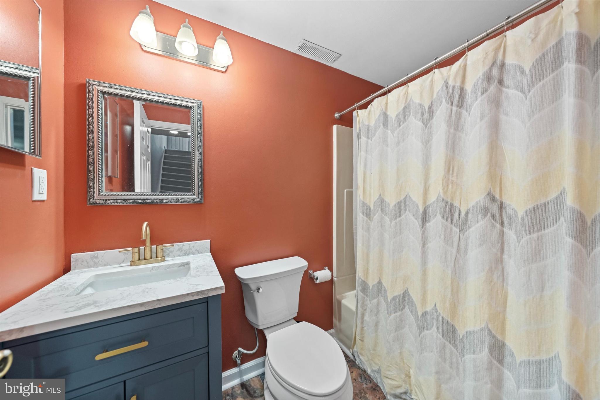 SOUTH KINGS STATION - Residential