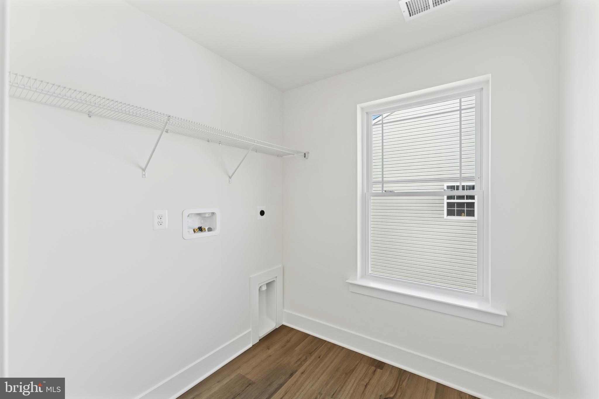 SABRINA PARK - Residential