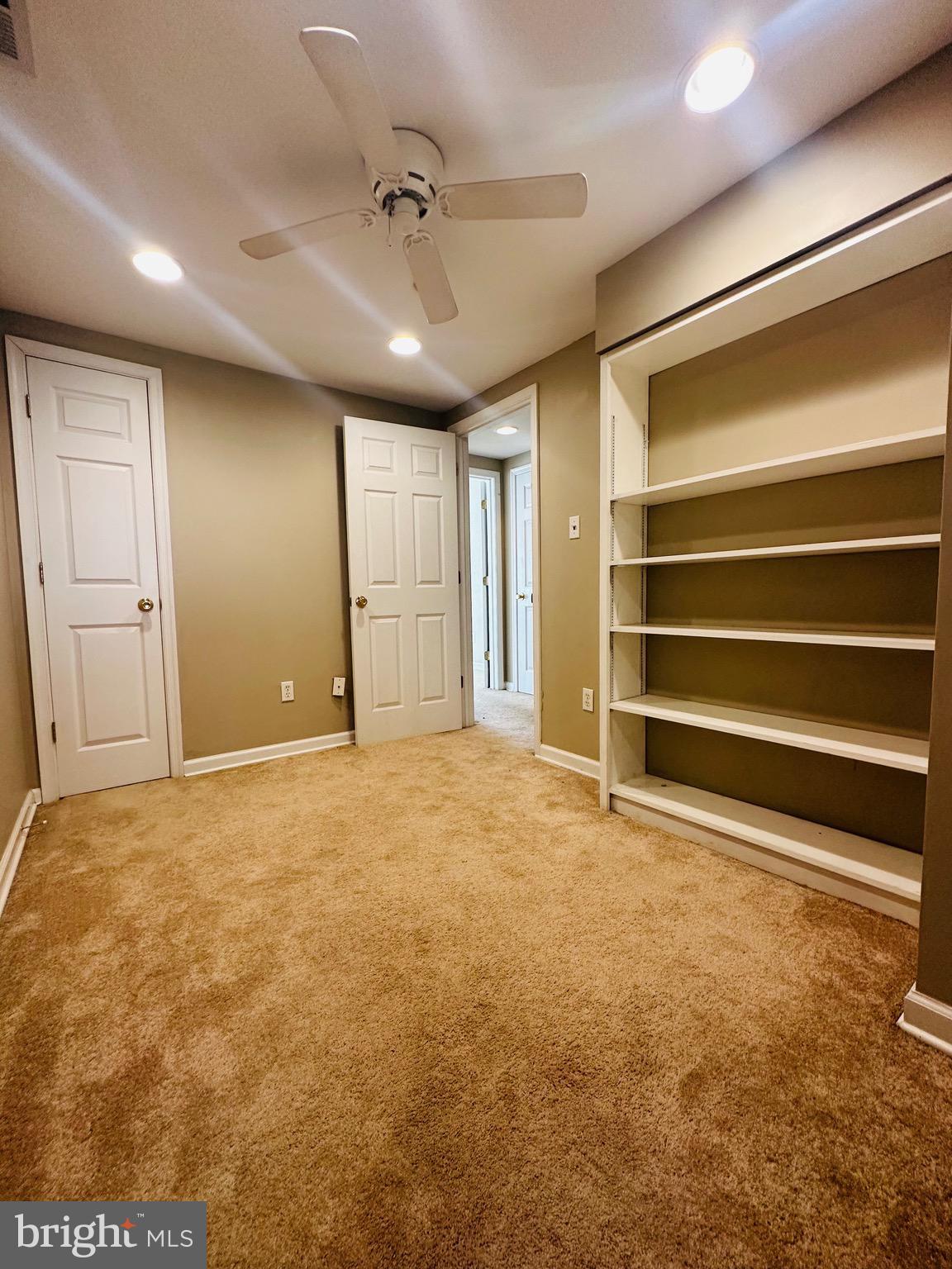 ART MUSEUM AREA - Residential