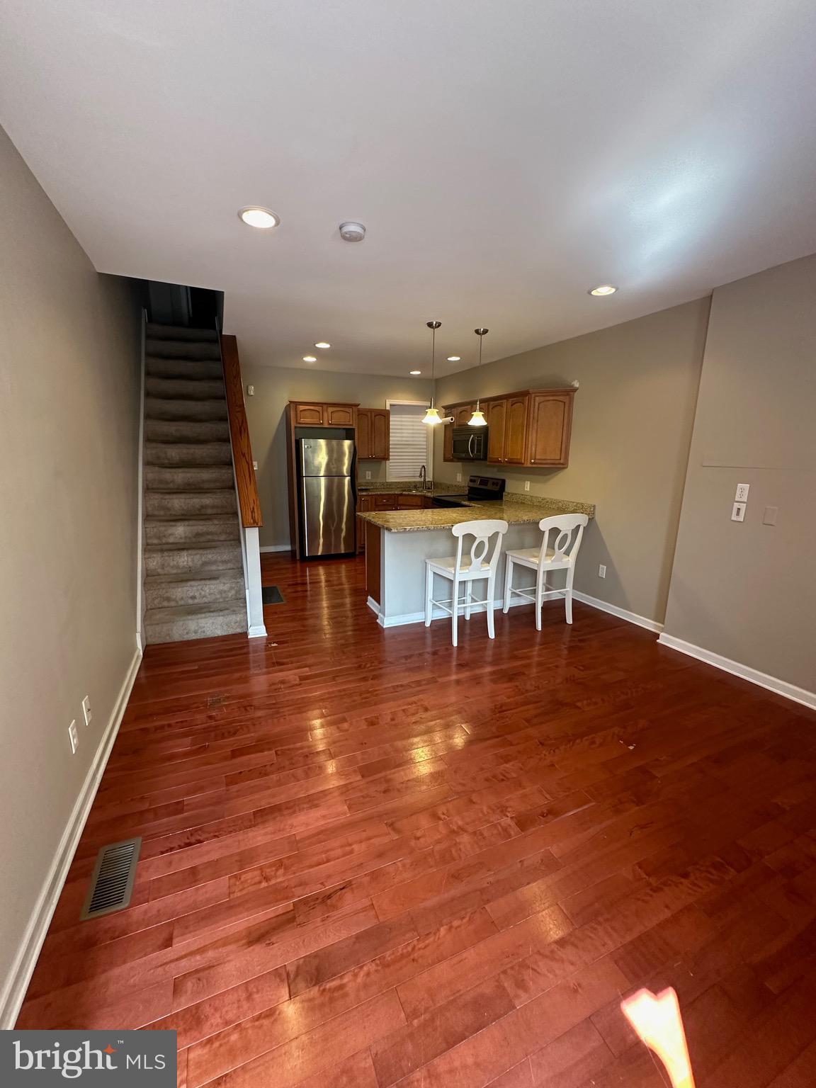 ART MUSEUM AREA - Residential