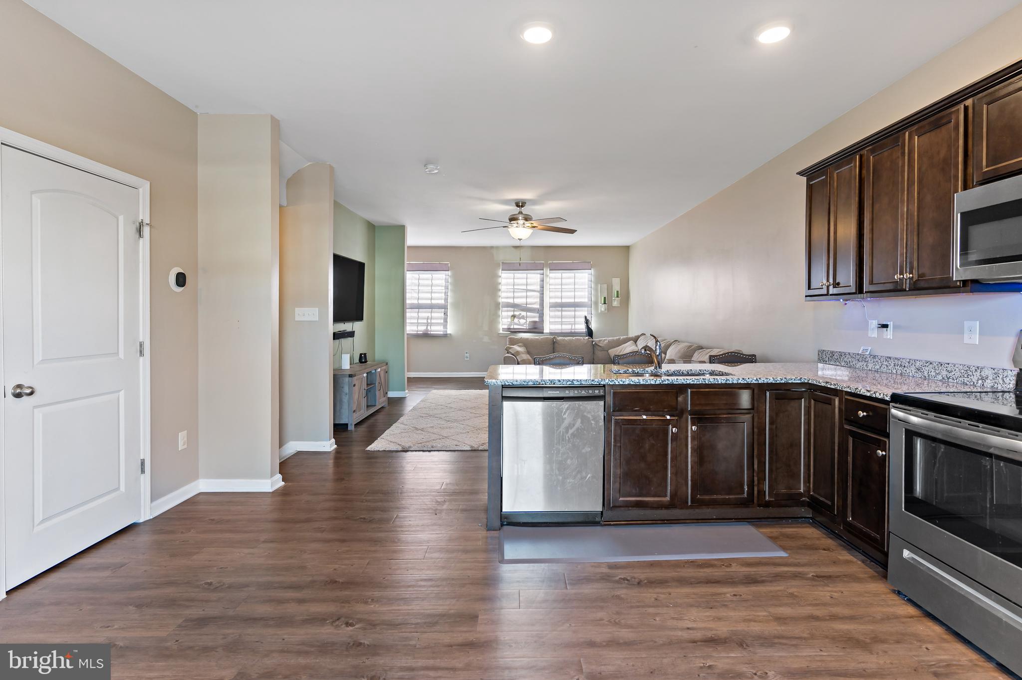 BERKELEY RIDGE - Residential