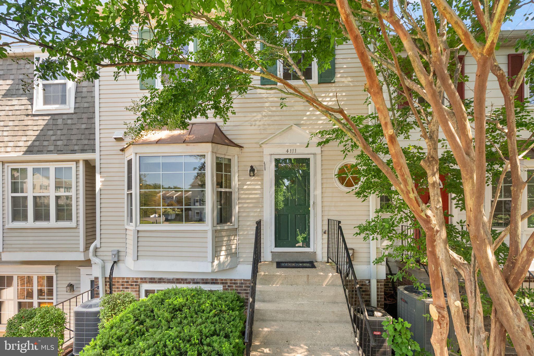 4111 PLACID LAKE COURT W 62E