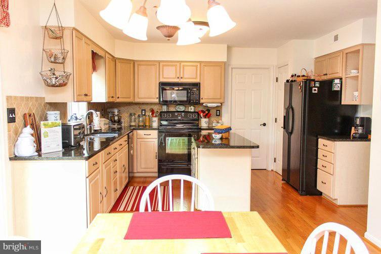 PINE RIDGE - Residential