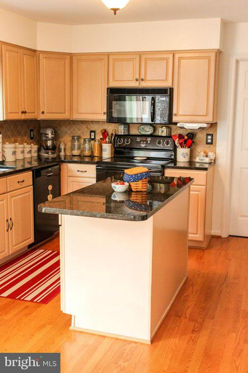 PINE RIDGE - Residential