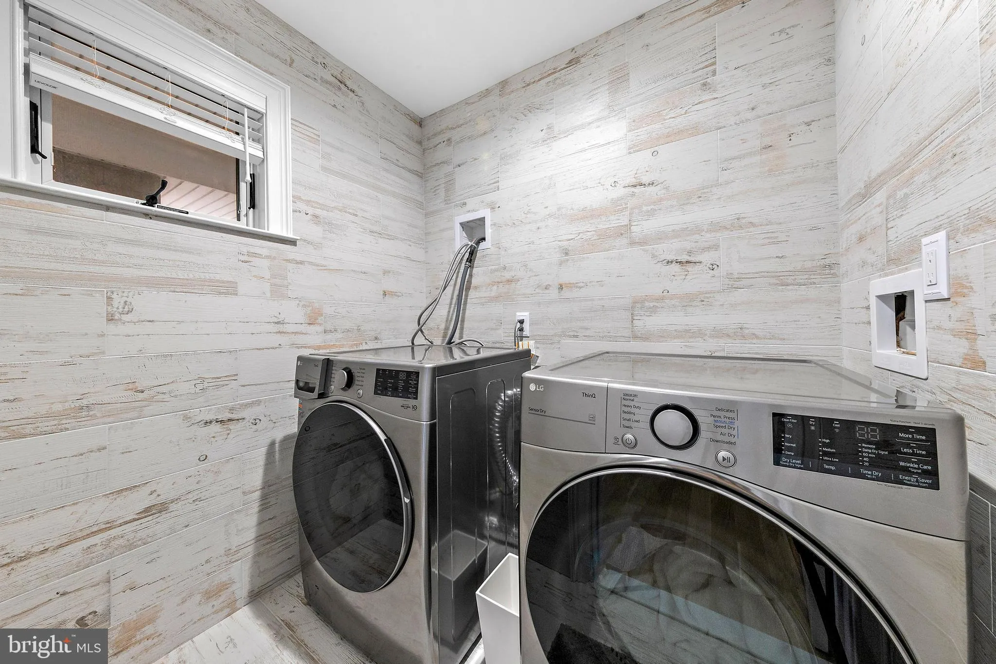 Long Beach Township, New Jersey 08008, United States, 7 Bedrooms Bedrooms, ,5 BathroomsBathrooms,Residential,Active,69941