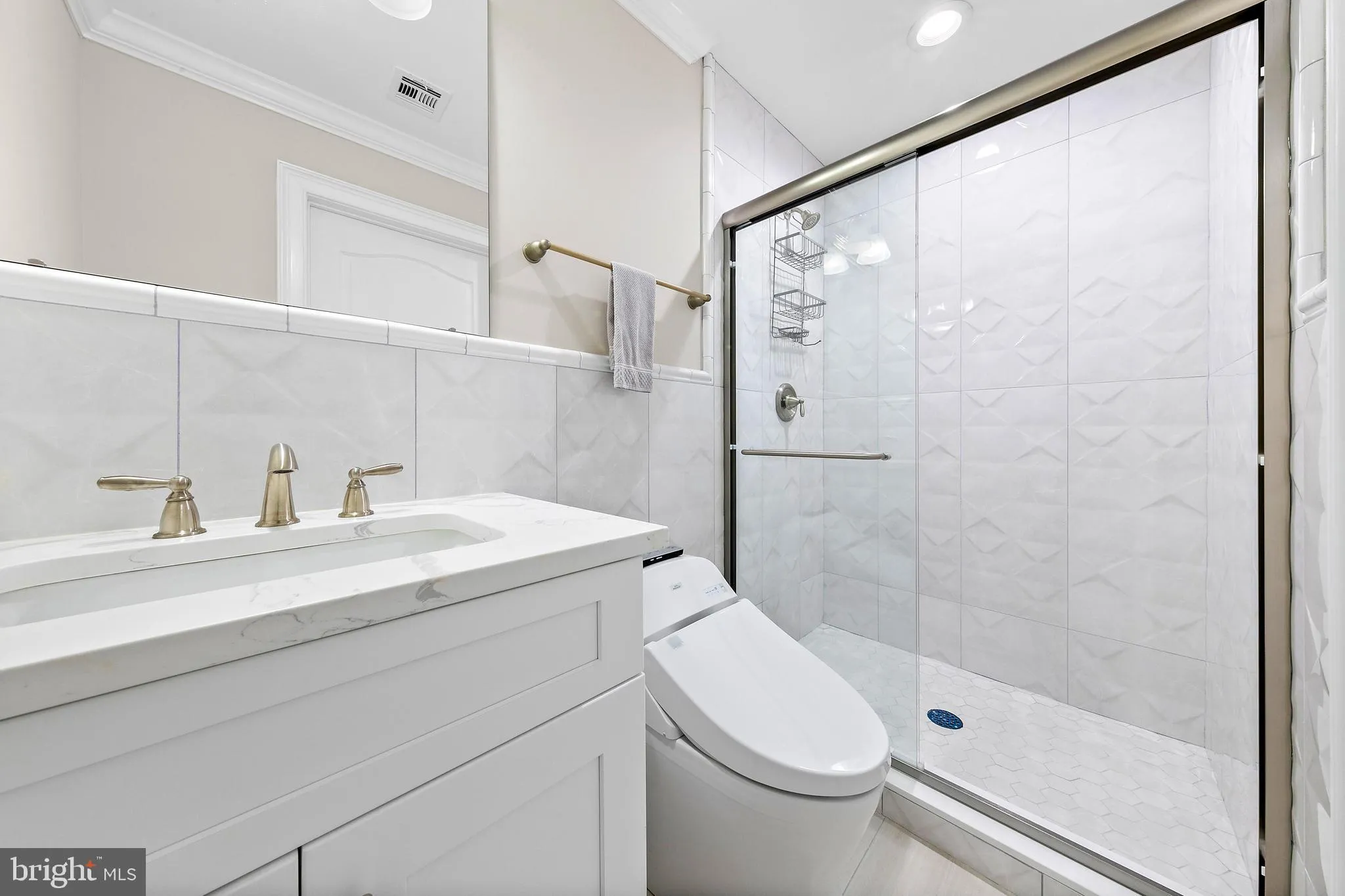 Long Beach Township, New Jersey 08008, United States, 7 Bedrooms Bedrooms, ,5 BathroomsBathrooms,Residential,Active,69941