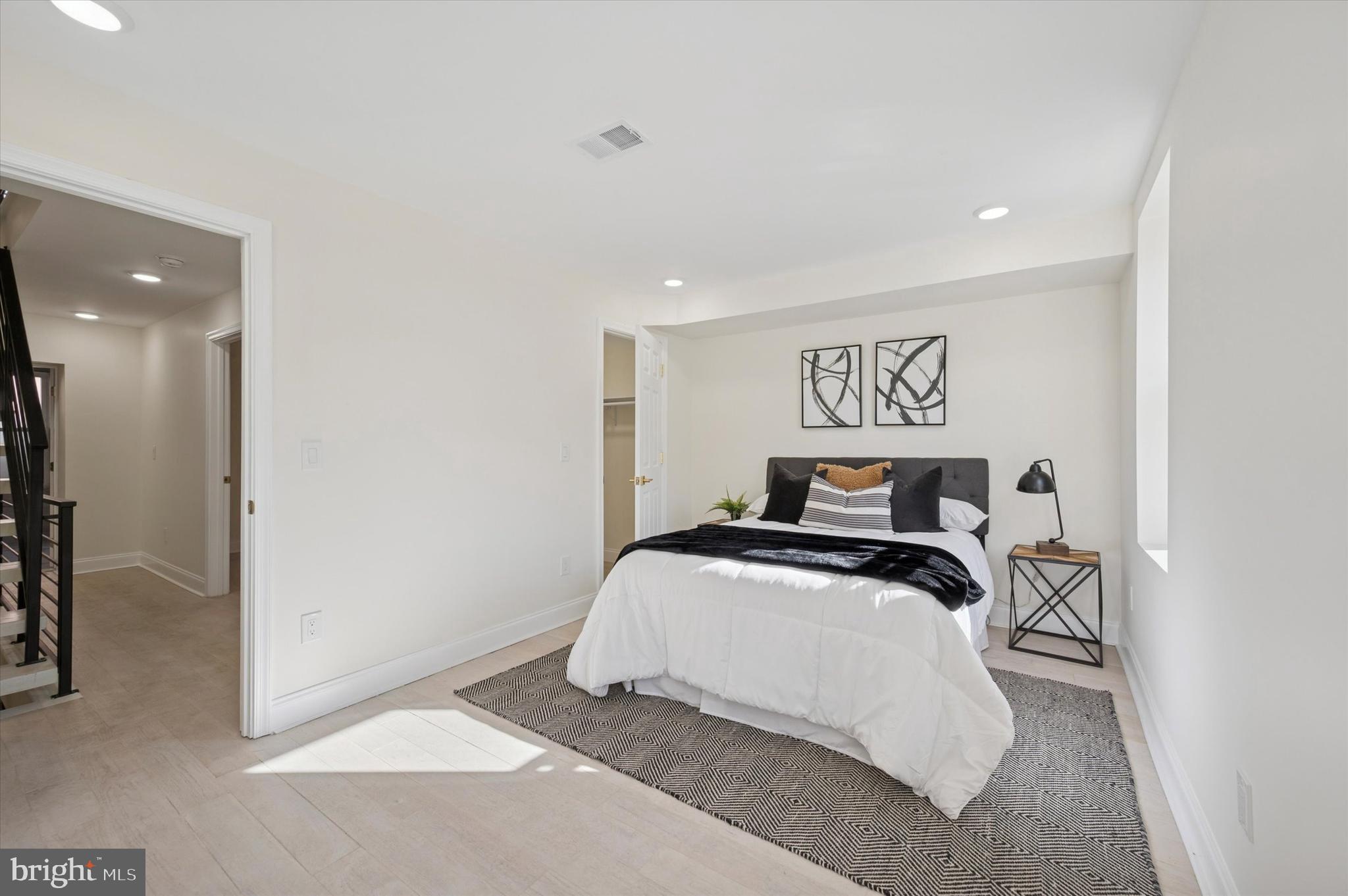 FRANCISVILLE - Residential