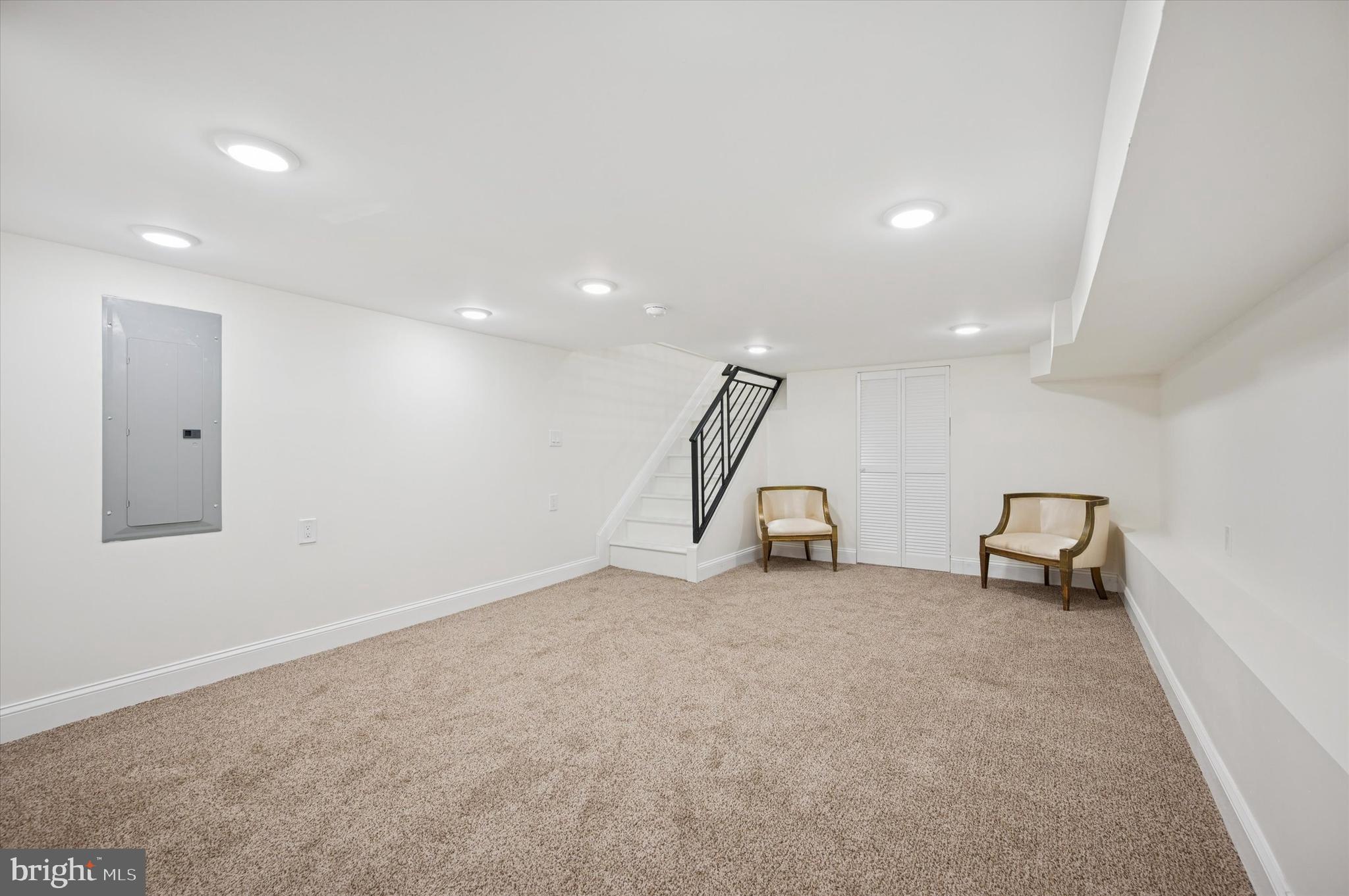 FRANCISVILLE - Residential