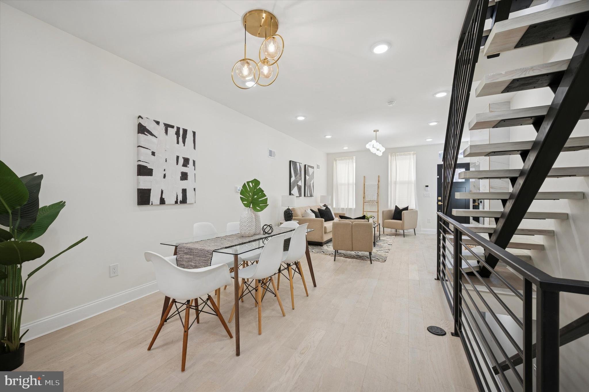 FRANCISVILLE - Residential