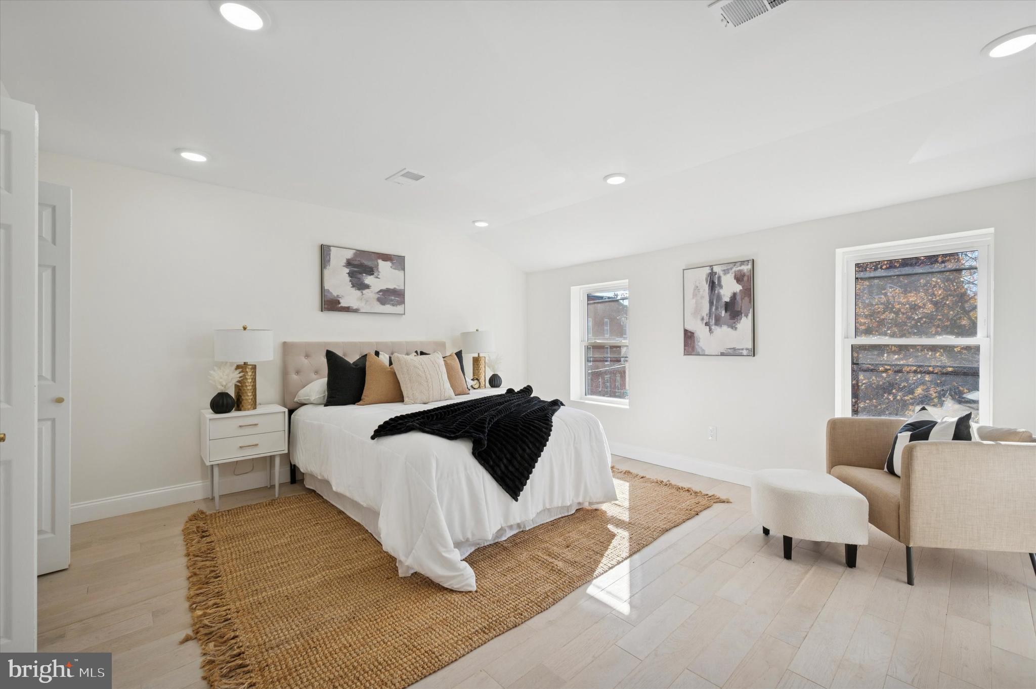 FRANCISVILLE - Residential