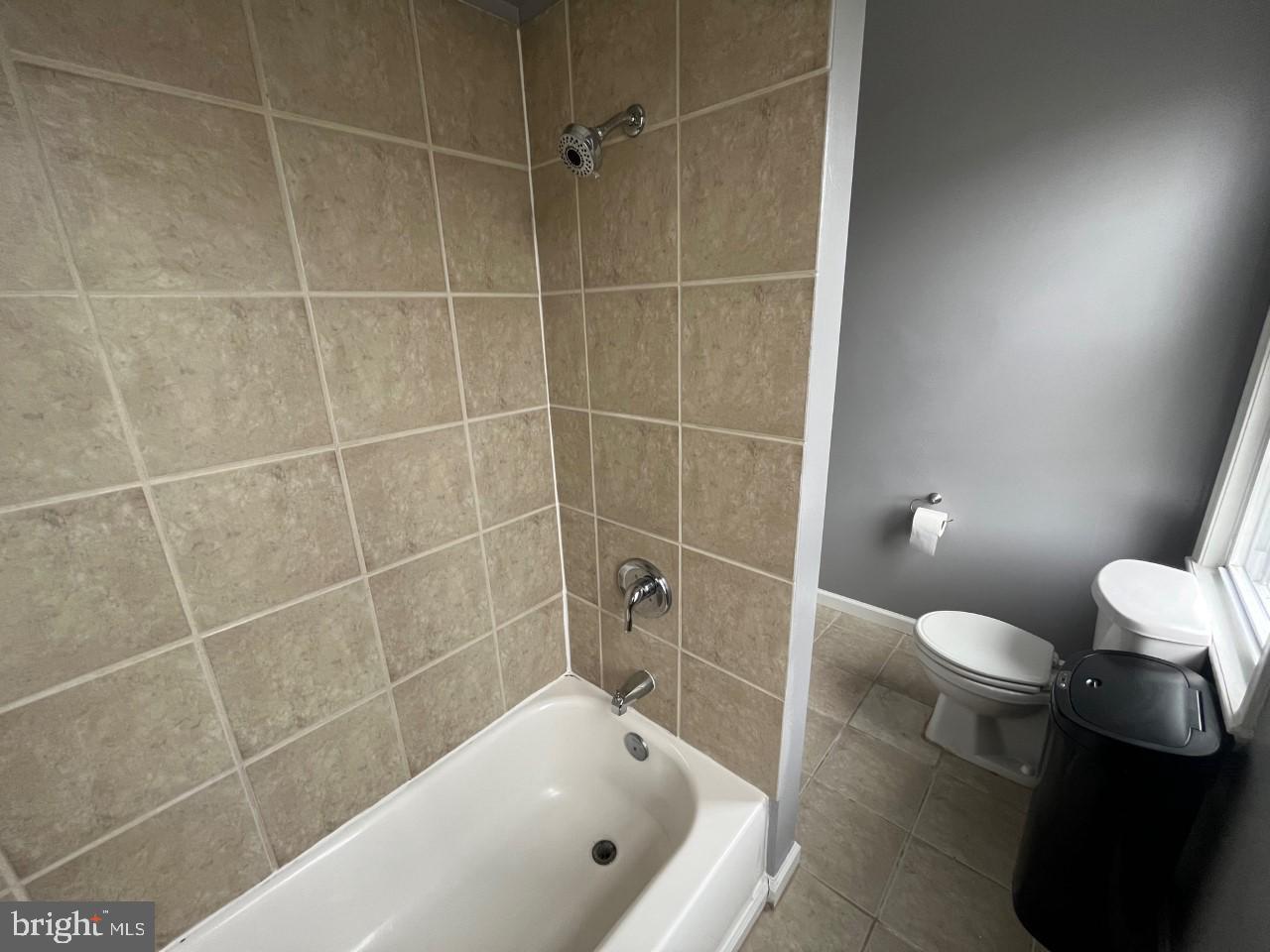 HARWOOD - Residential Lease