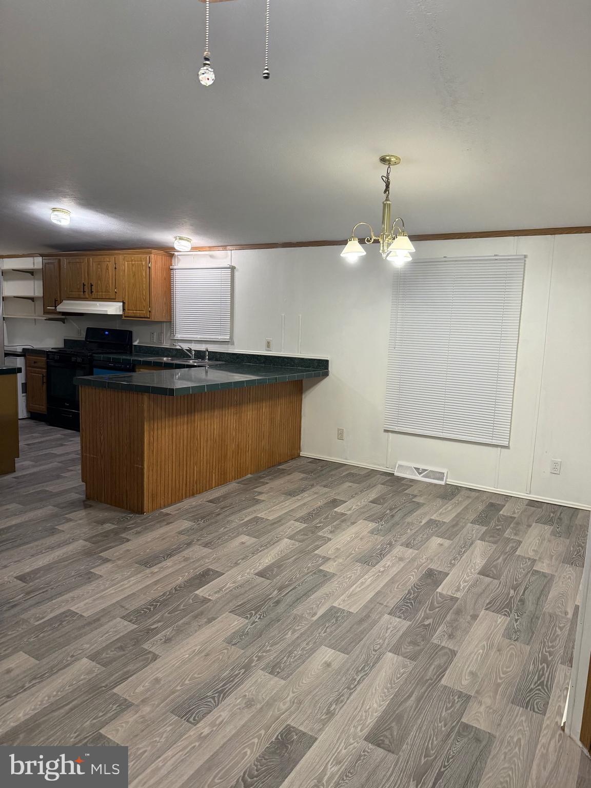 VALLEY VIEW MHP - Residential