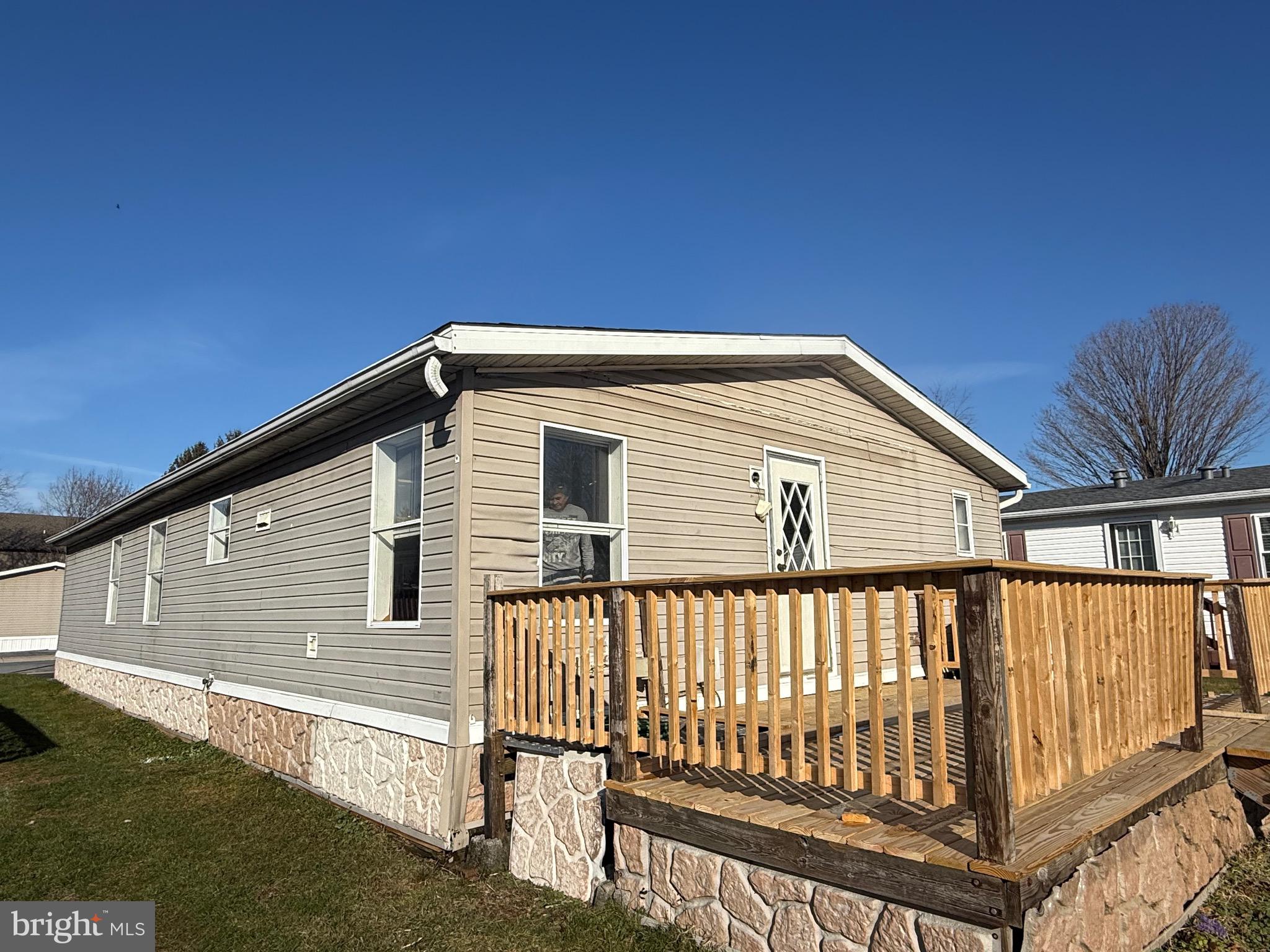 VALLEY VIEW MHP - Residential