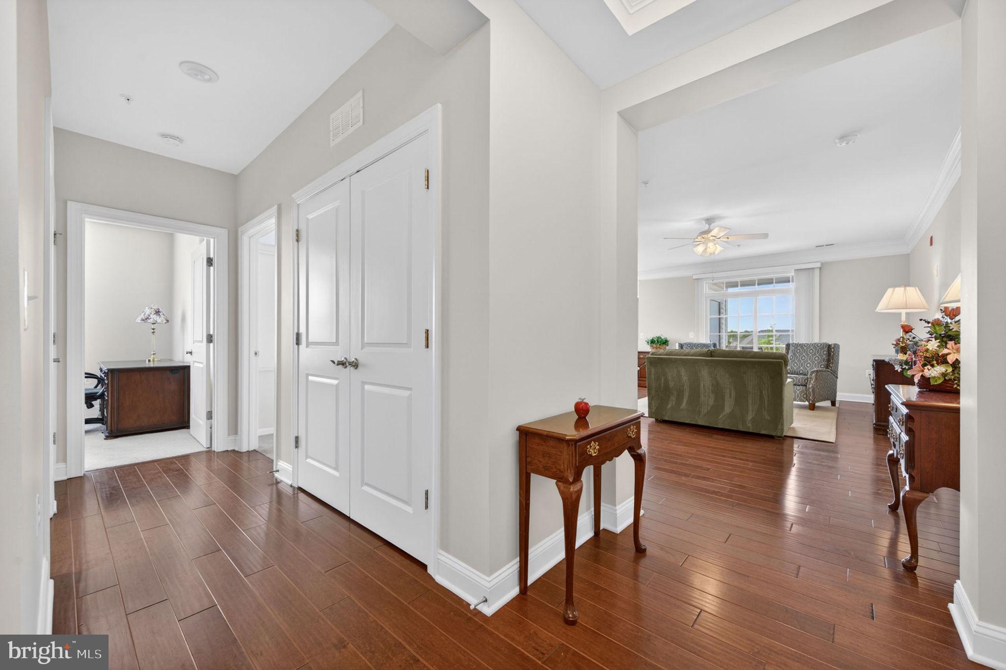 44605 YORK CREST TERRACE 300