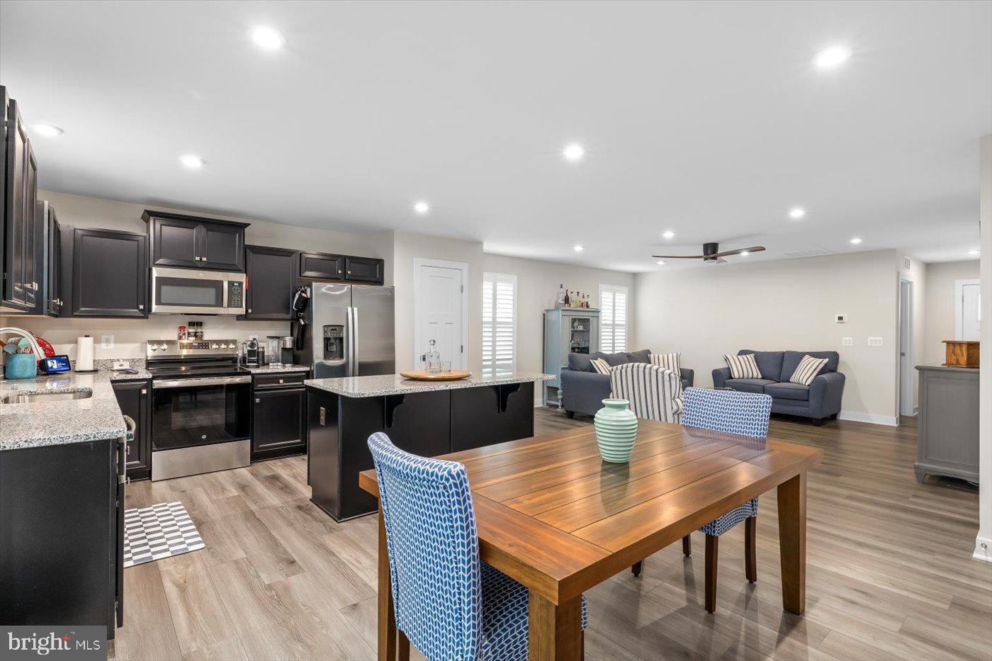 REGENCY AT CHANCELLORSVILLE NORTH - Residential